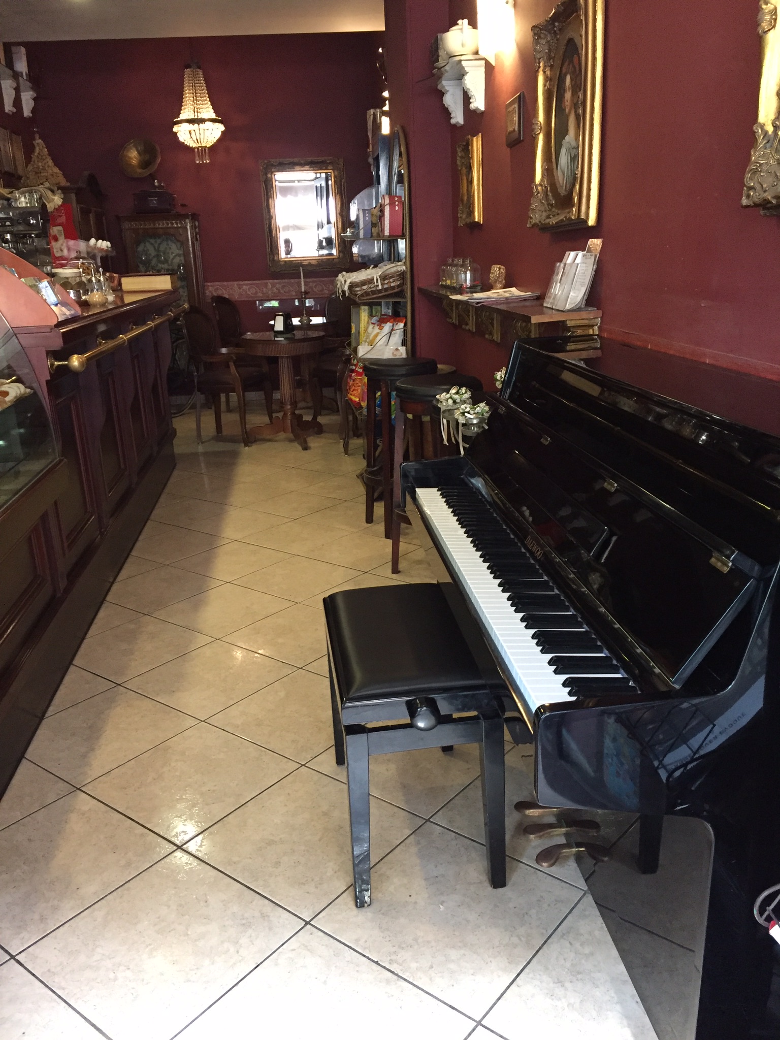 Erminio Bar ( Deposito bagagli )