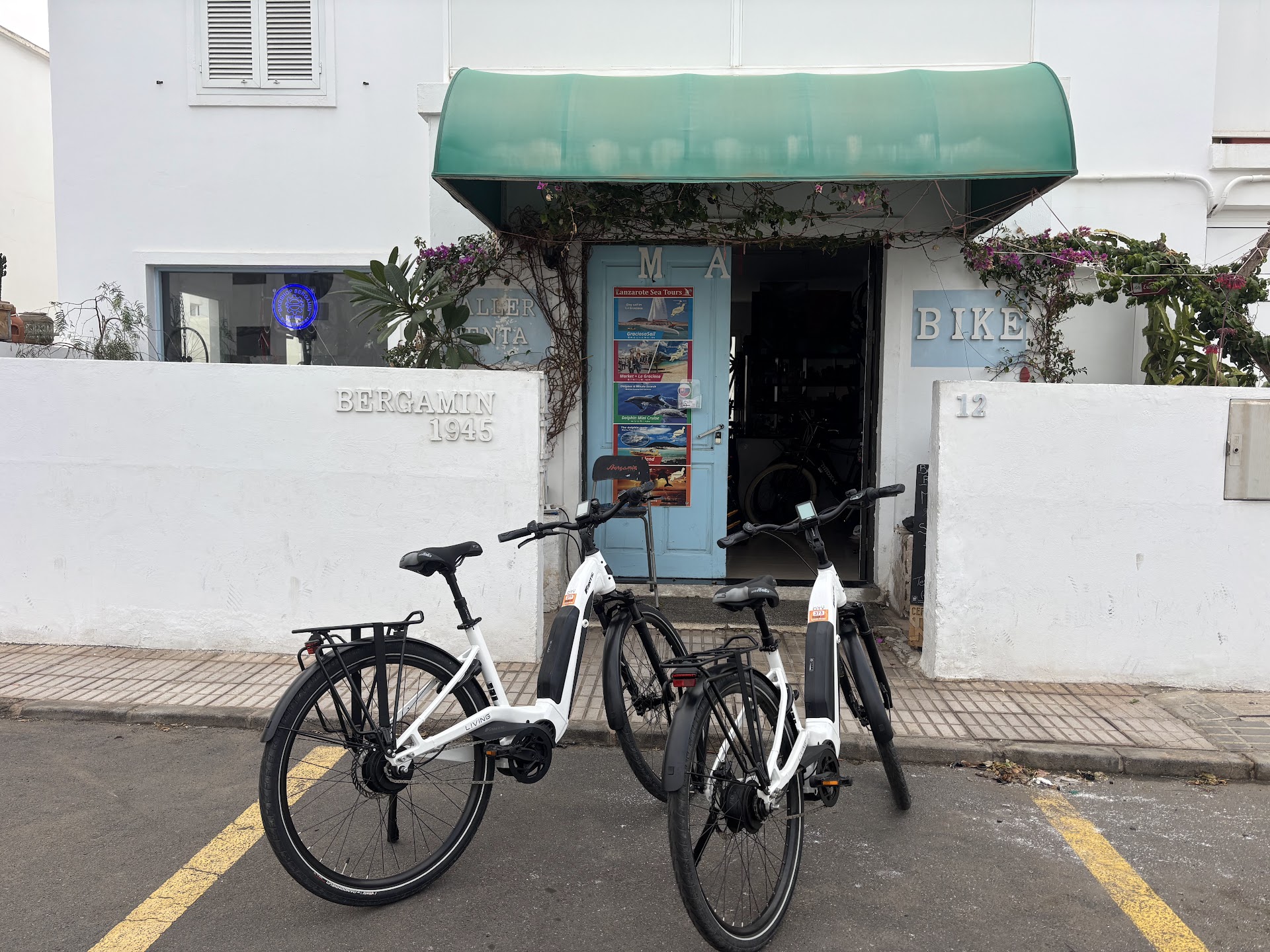 Rentabike lanzarote Alquiler de bicicletas PlayaHonda bicicleteria Max Bergamin velo fahrrad