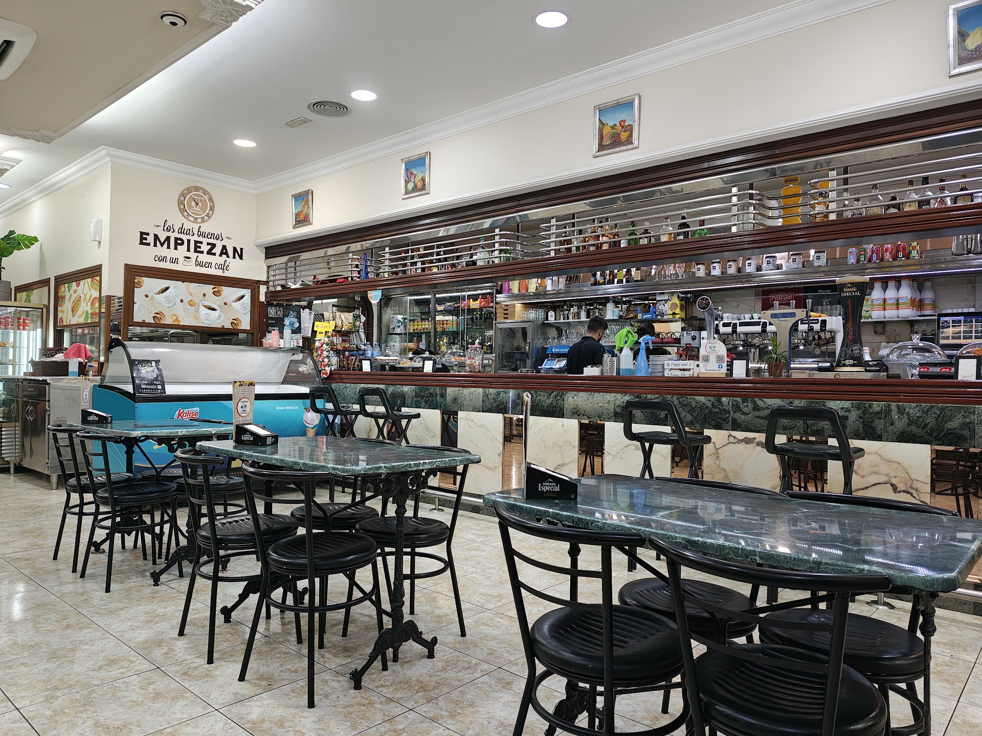 Bar Guarapo 1