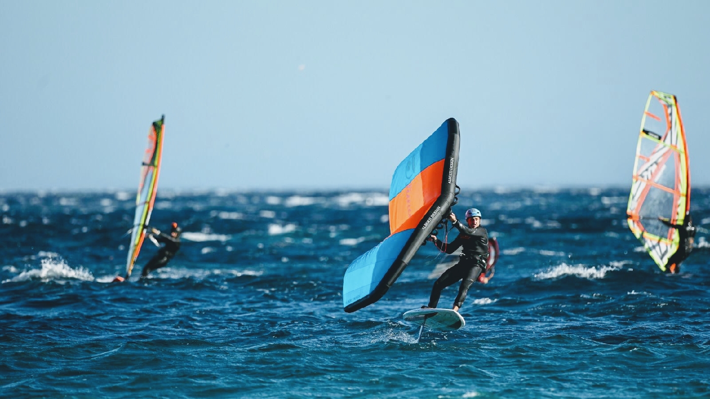 Tuna Mondello Palermo Windsurf Wing foil Kitesurf