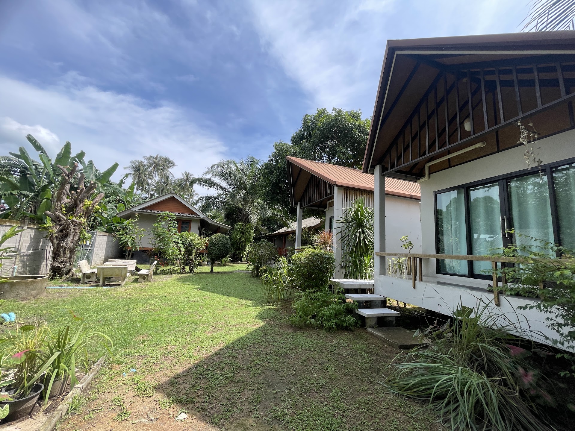 Hostels in Tha Khao