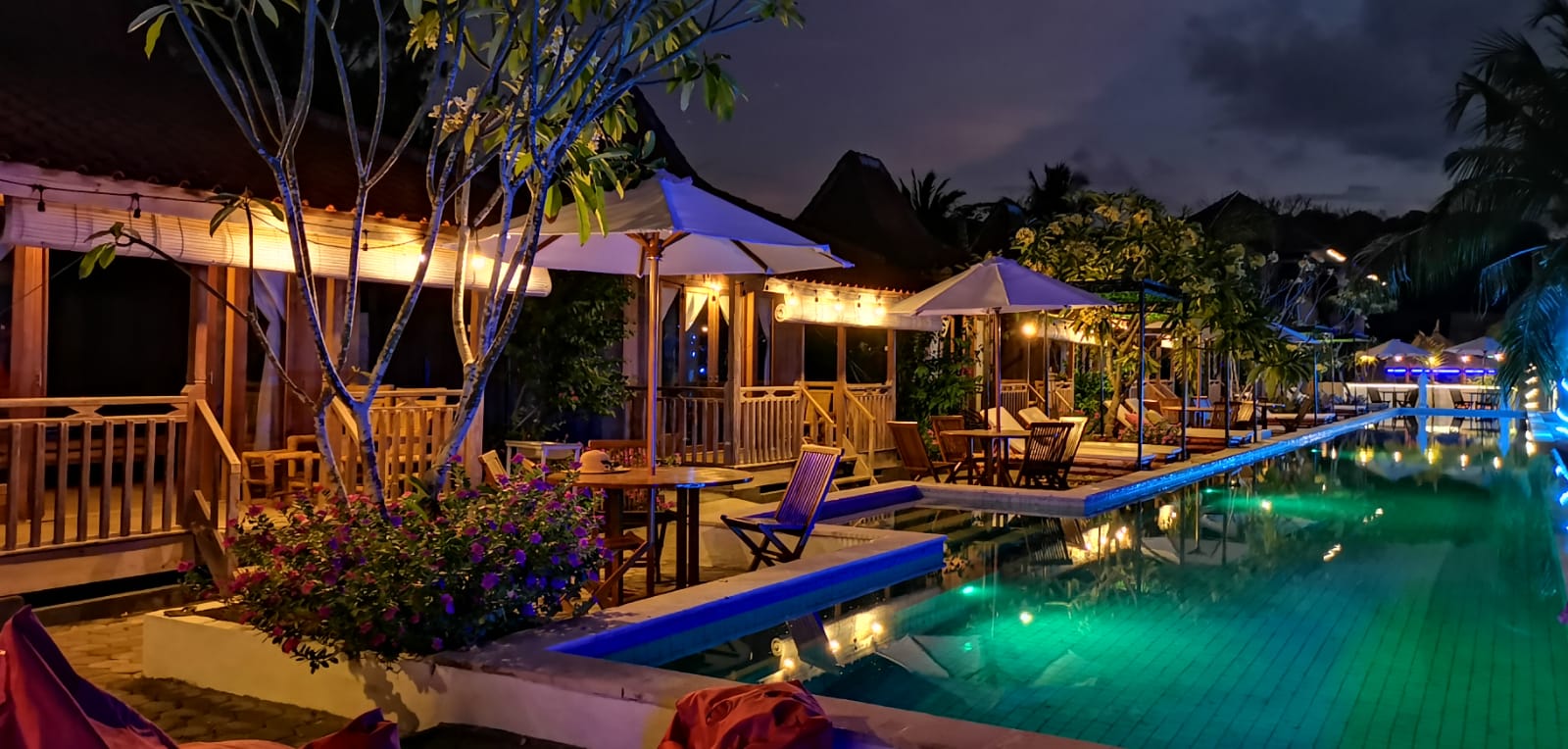 Ekas Surf Resort