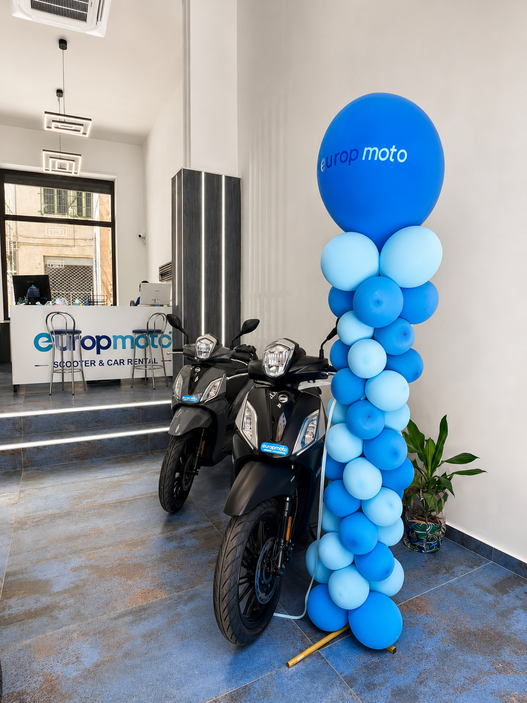 EuropMoto Rent - Noleggio Auto Moto e Scooter | Centro Storico