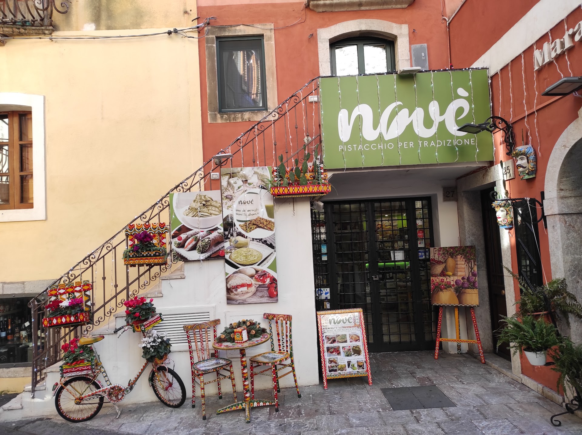 Bar Novè a Taormina, Gelati e Prodotti tipici col Pistacchio di Bronte