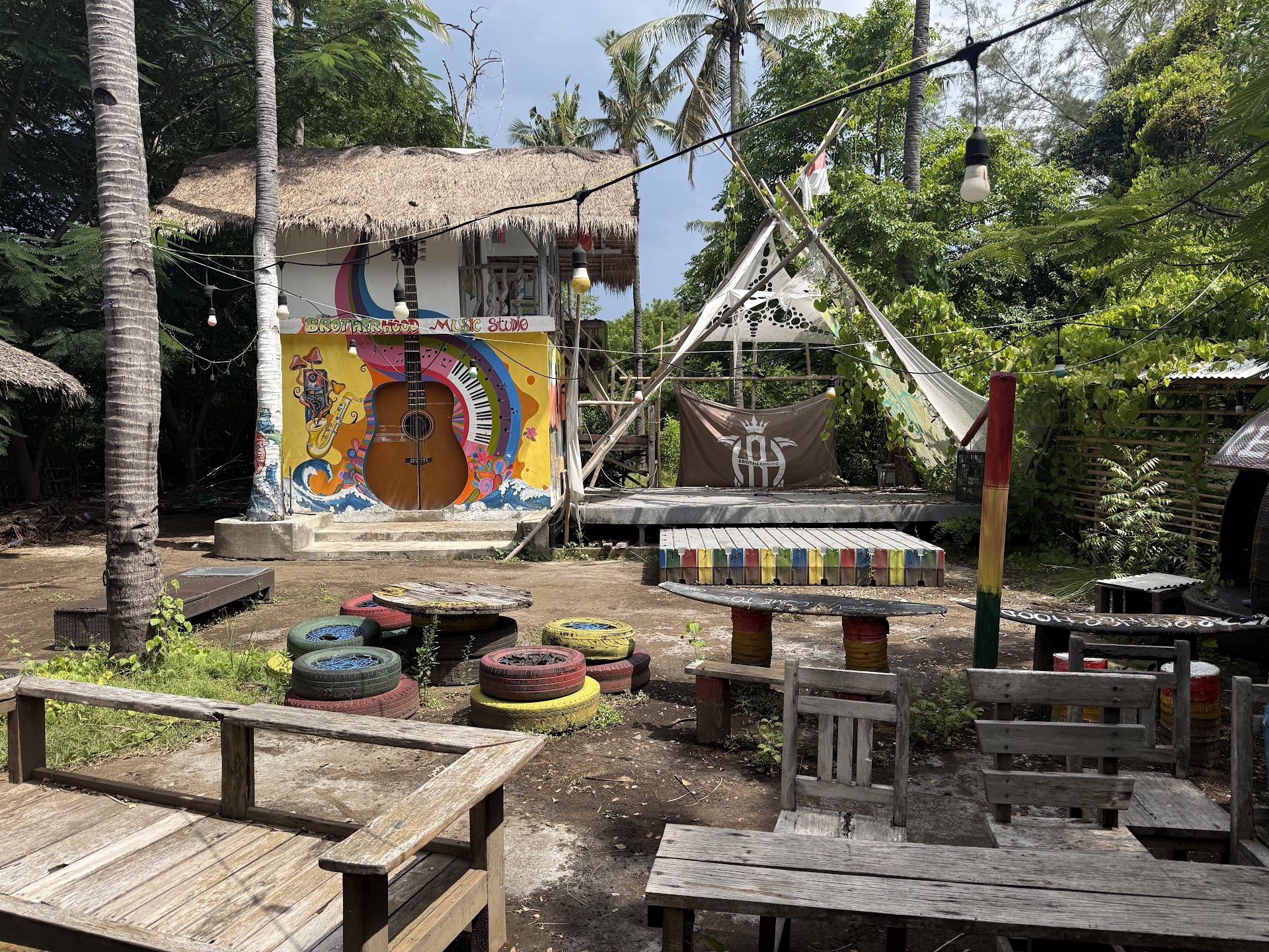 Brother hood Gili meno