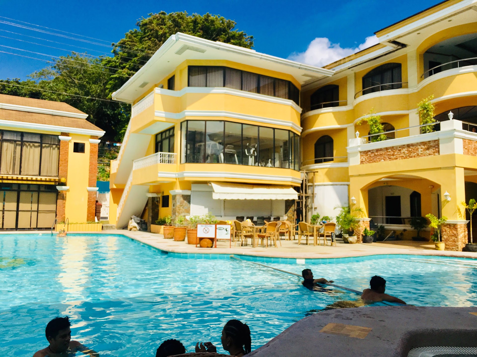 Boracay Holiday Resort
