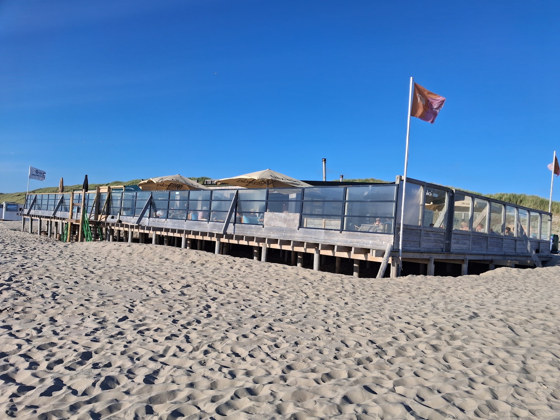 Strandpaviljoen Twaalf
