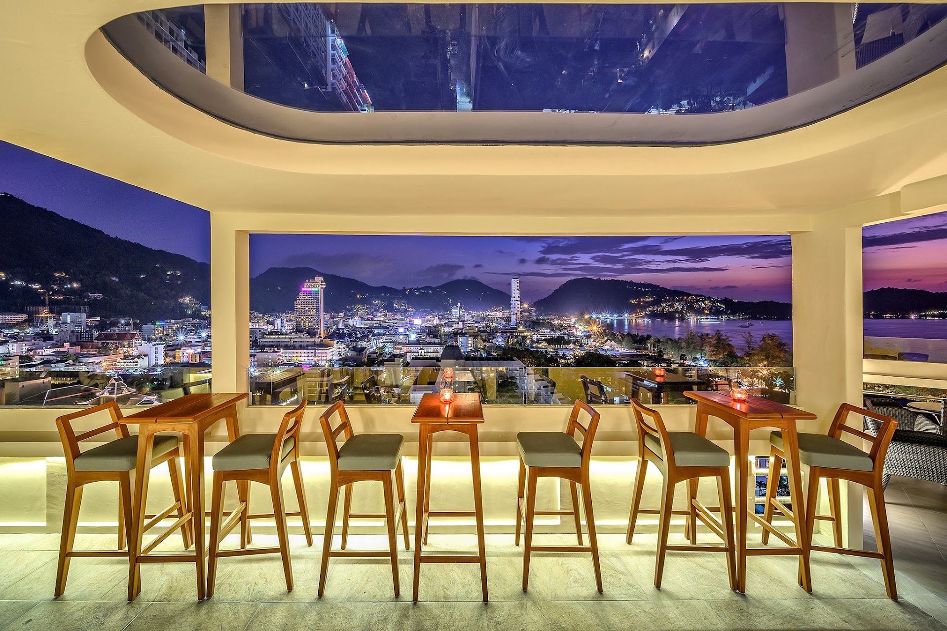 19th Floor Andaman Sky Lounge (Roof Top Bar and Restaurant)