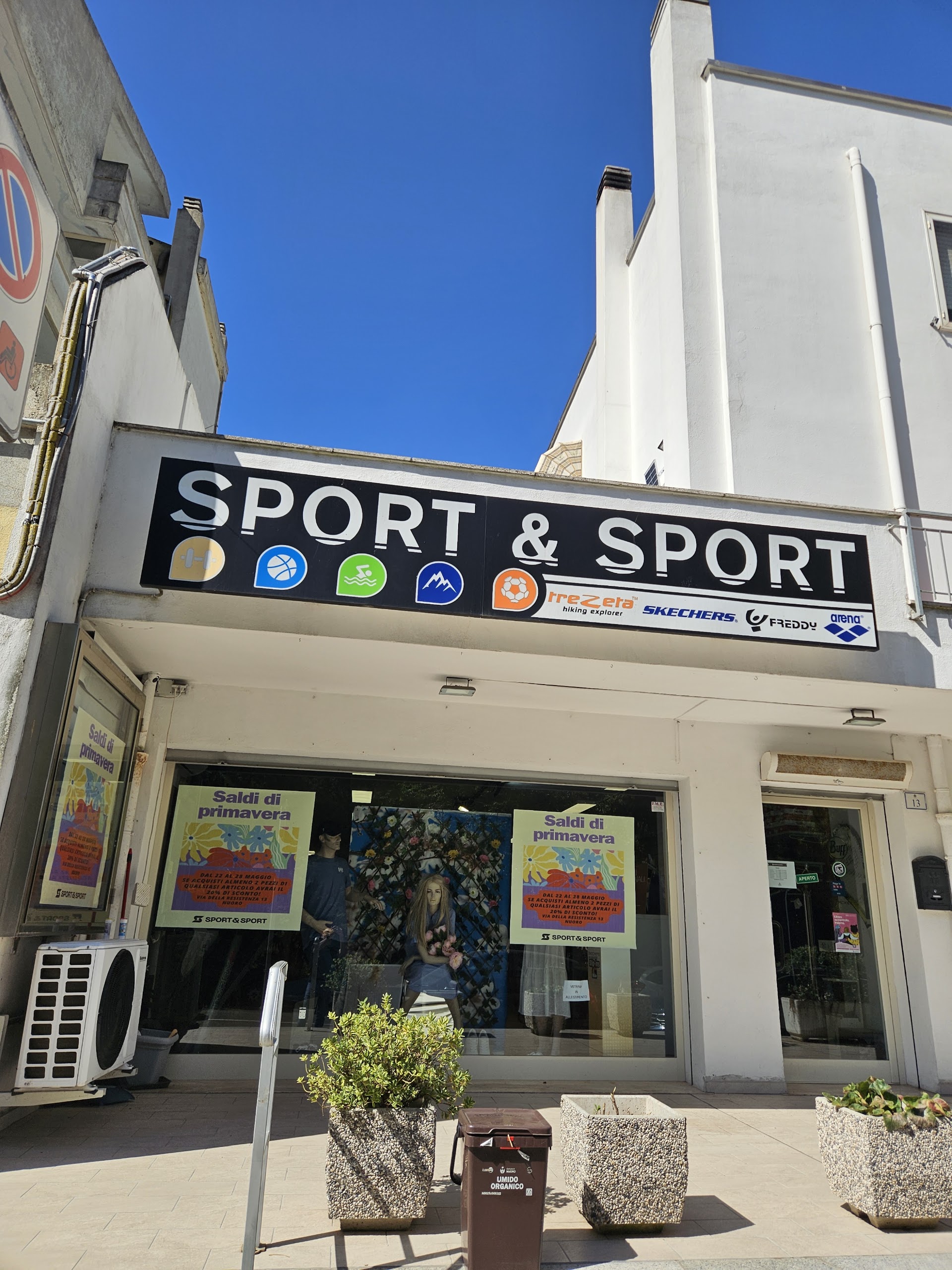 Sport & Sport | Abbigliamento sportivo UOMO-DONNA-BAMBINO a Nuoro