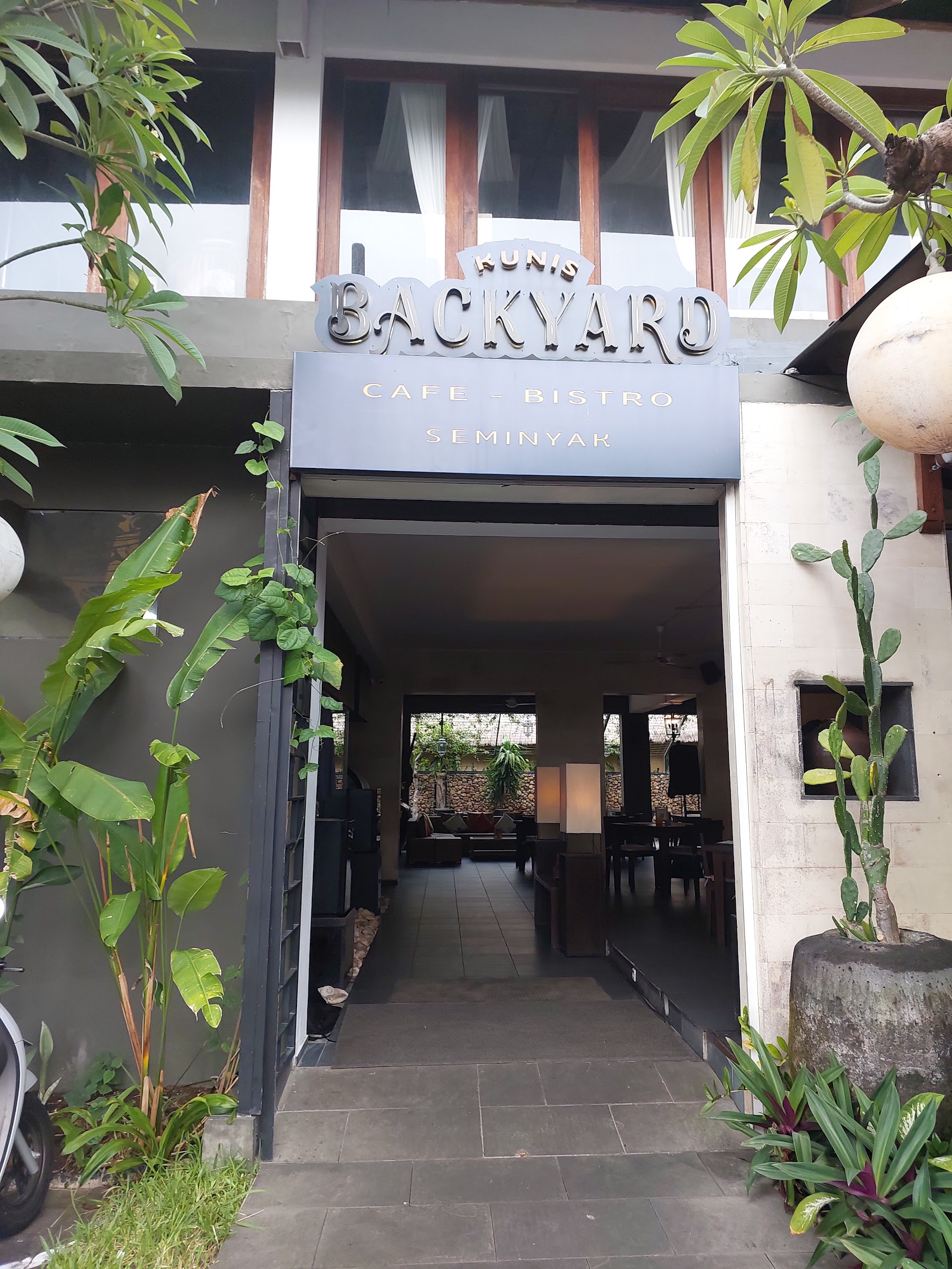 Kunis Backyard Seminyak