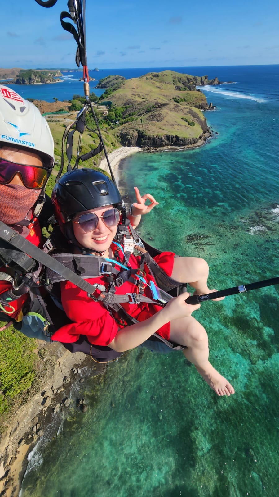 Paragliding in gili air
