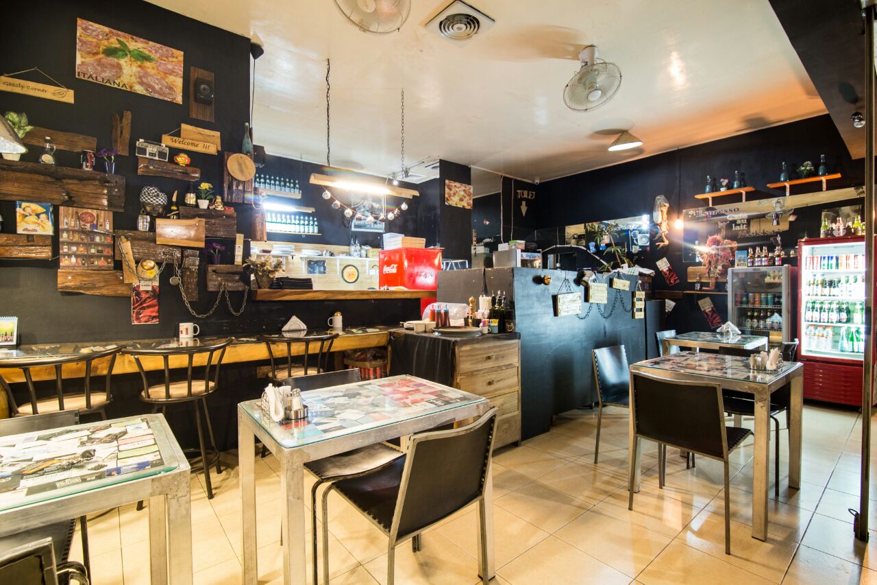 THE CORNER WARUNG