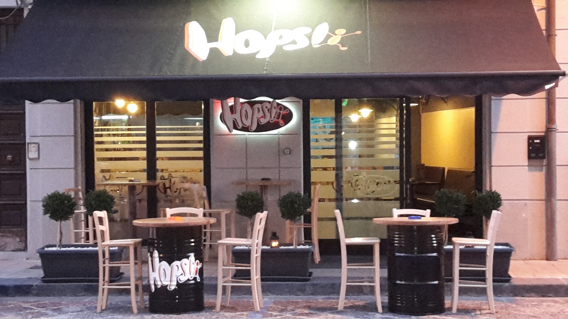 Hops Pub
