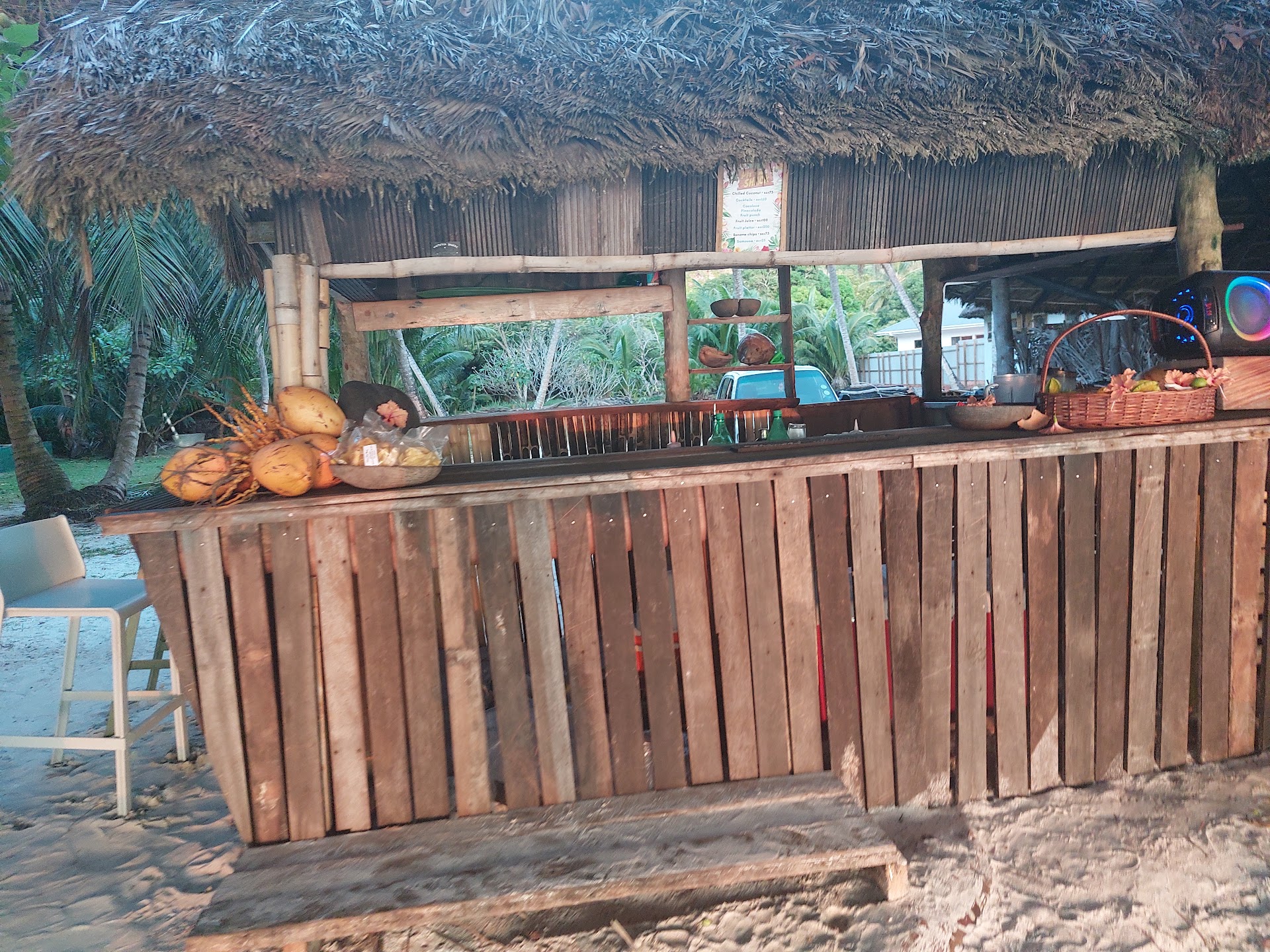 KOKOLOKO BEACH BAR