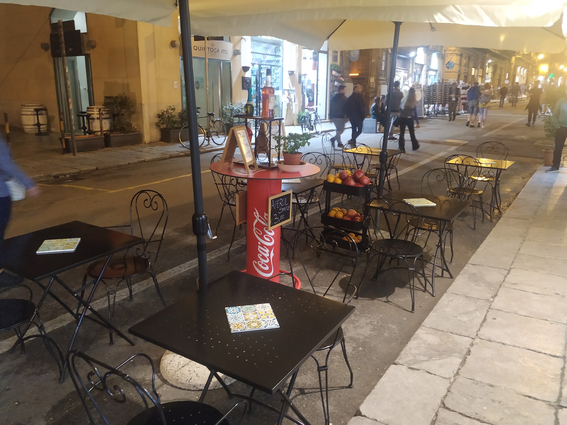 4 canti caffè
