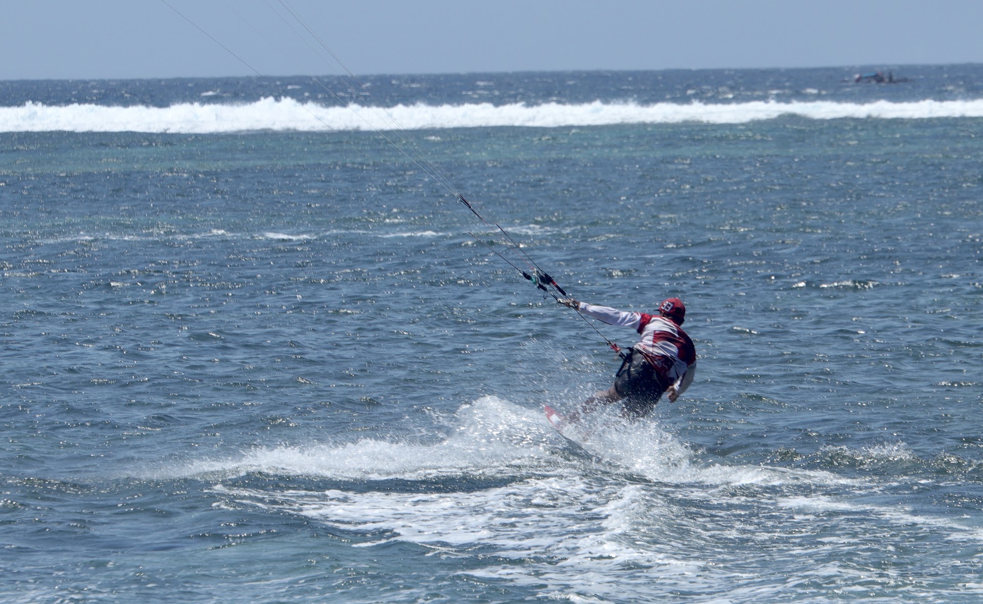 Nelly Kite Surfing School