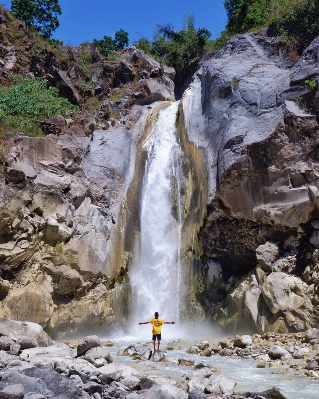 Mangku Sakti Waterfall Sajang