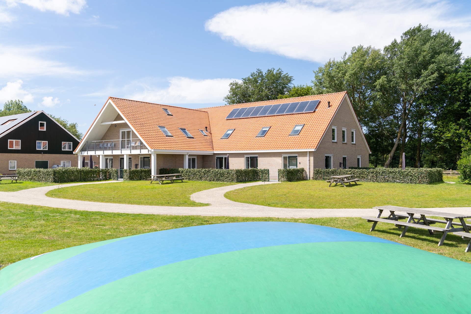 Hostels in Buren