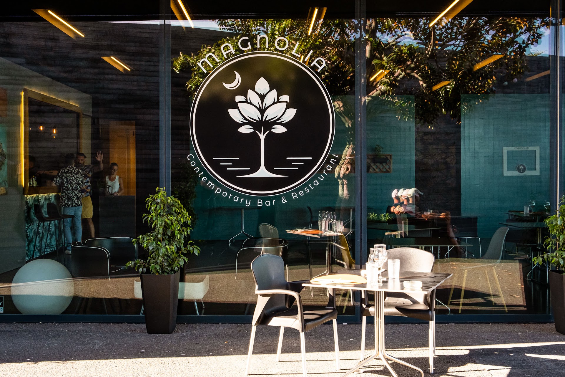 Magnolia Contemporary Bar & Restaurant