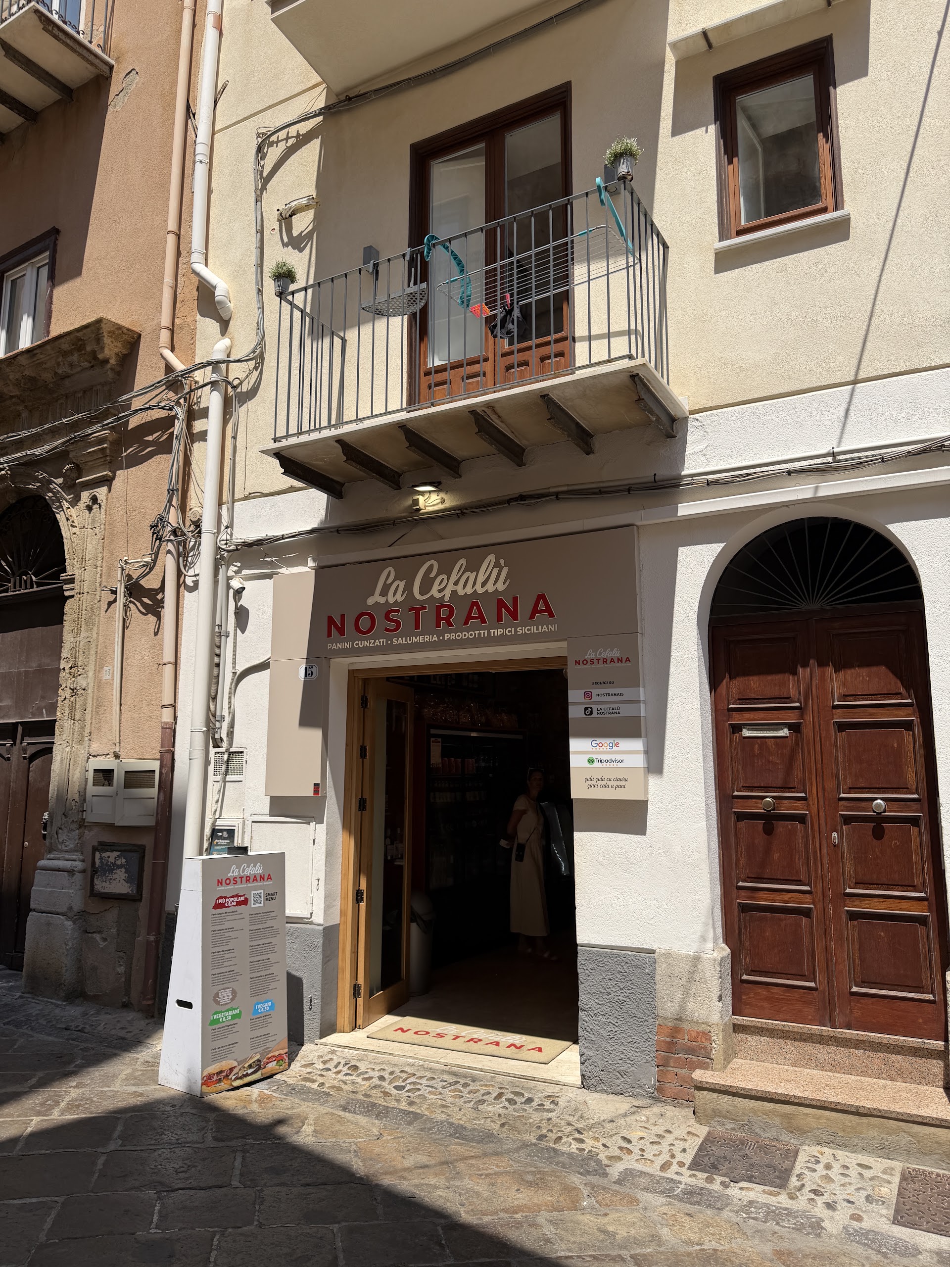La Cefalu' Nostrana