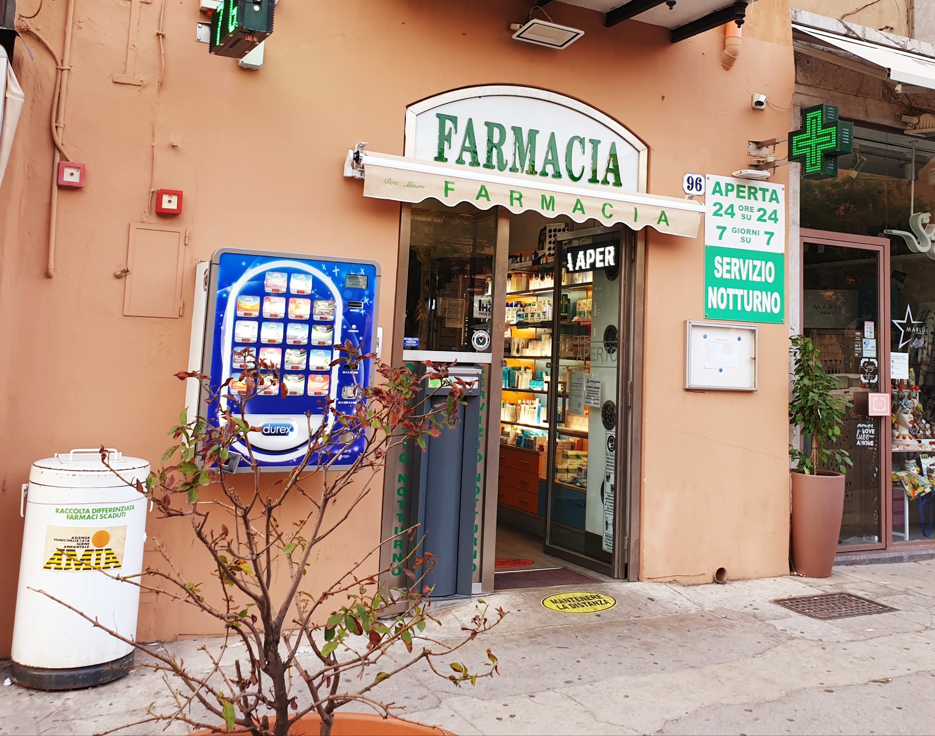 Antica Farmacia Cavour