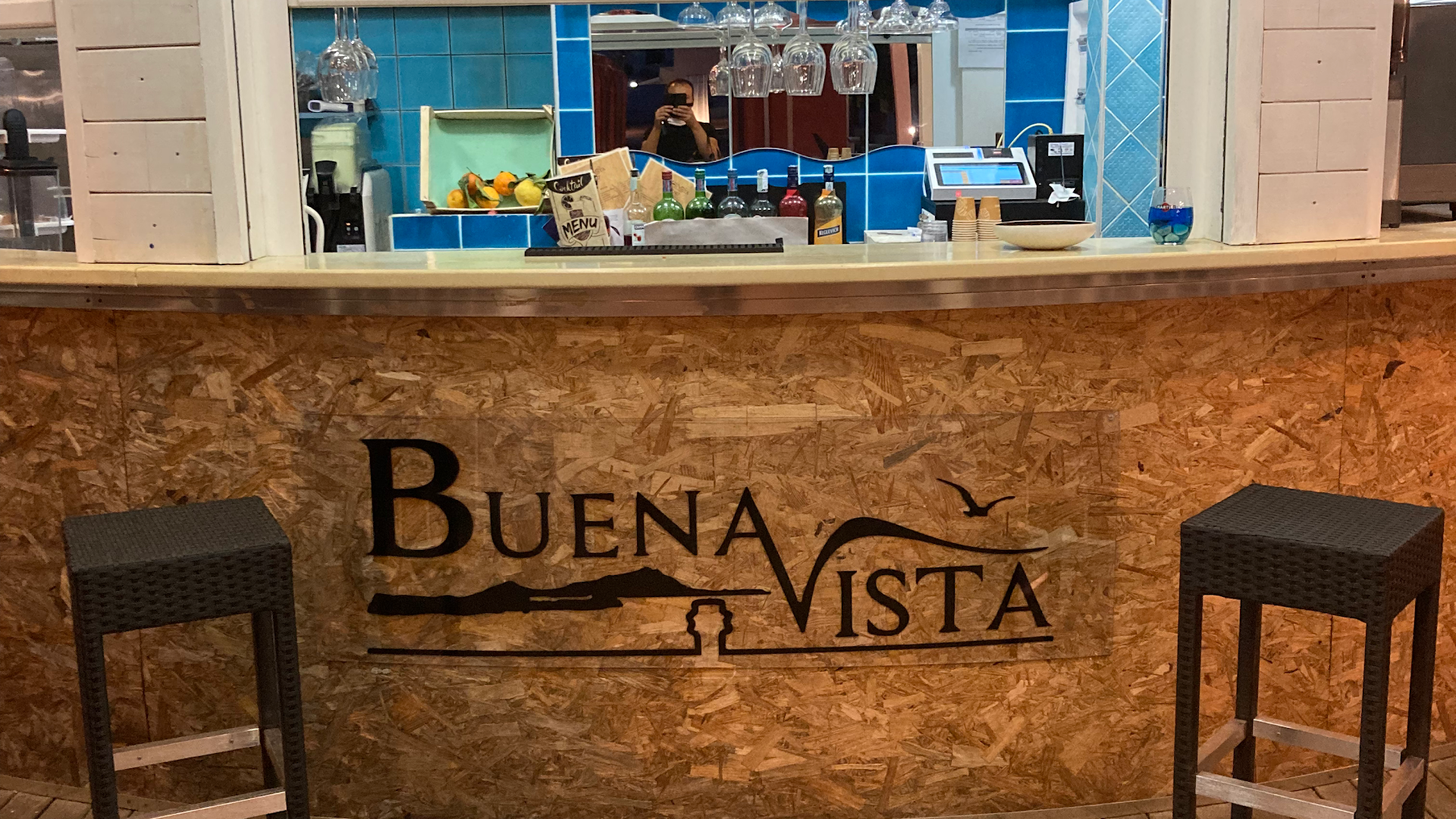 BUENAVISTA Coffee & Cocktail
