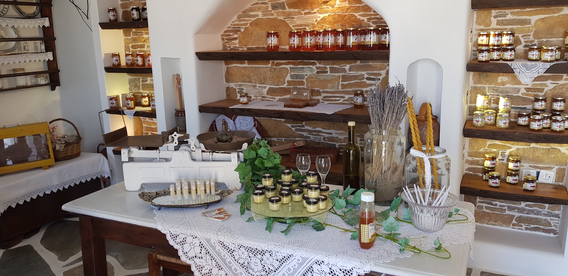 Artisan Markets in Kanala