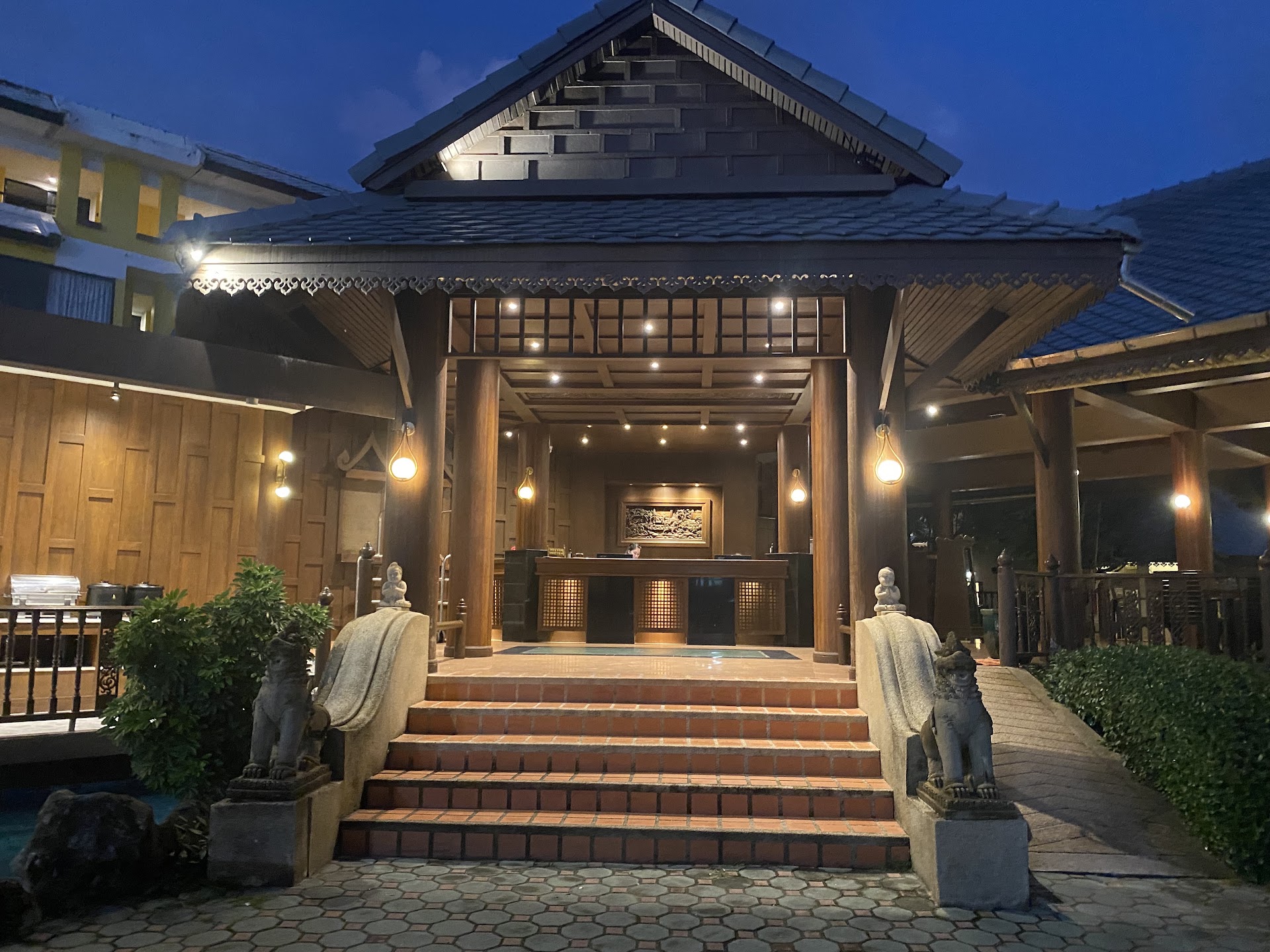 Baan Karonburi Resort
