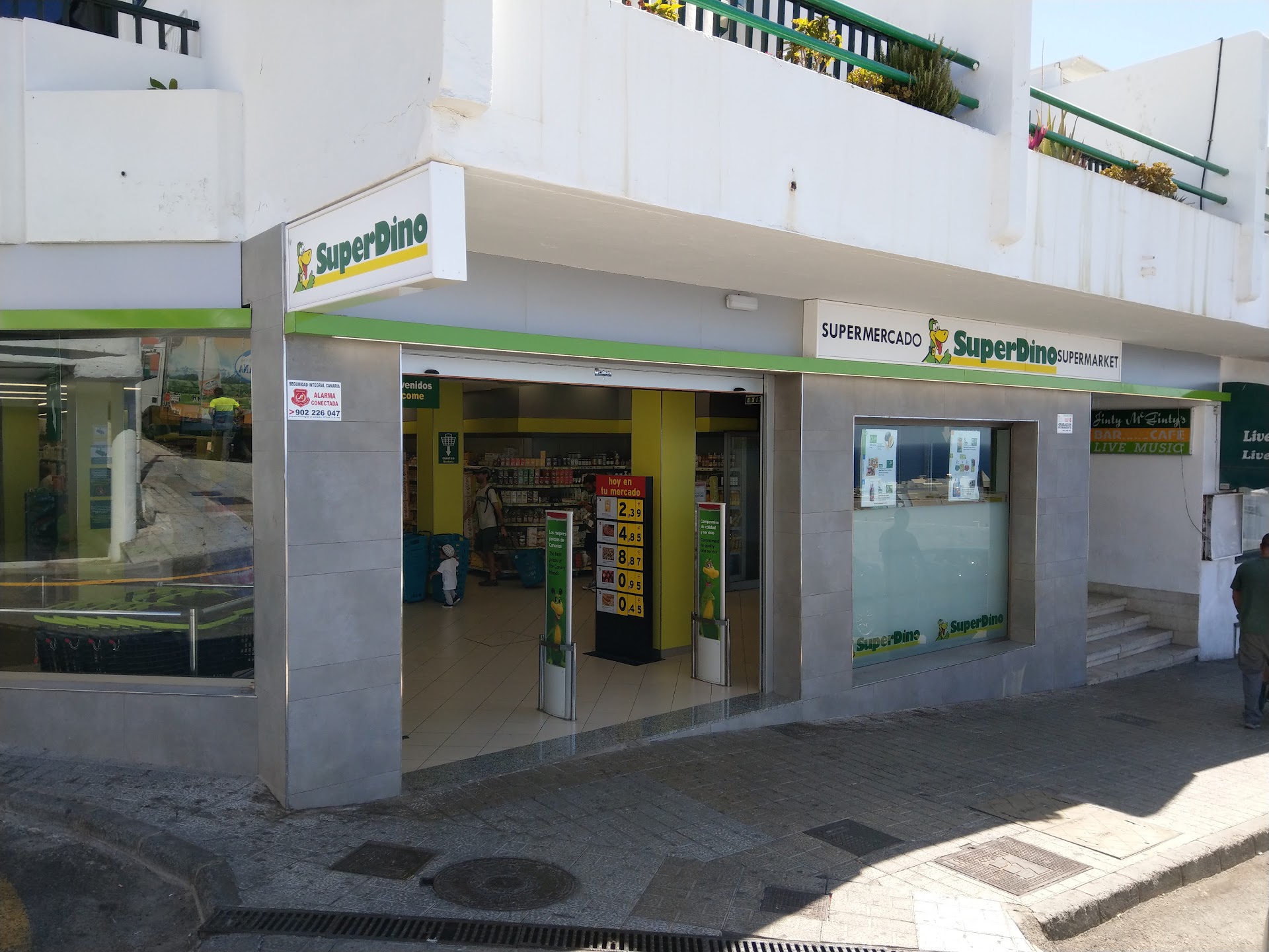 SuperDino Puerto del Carmen