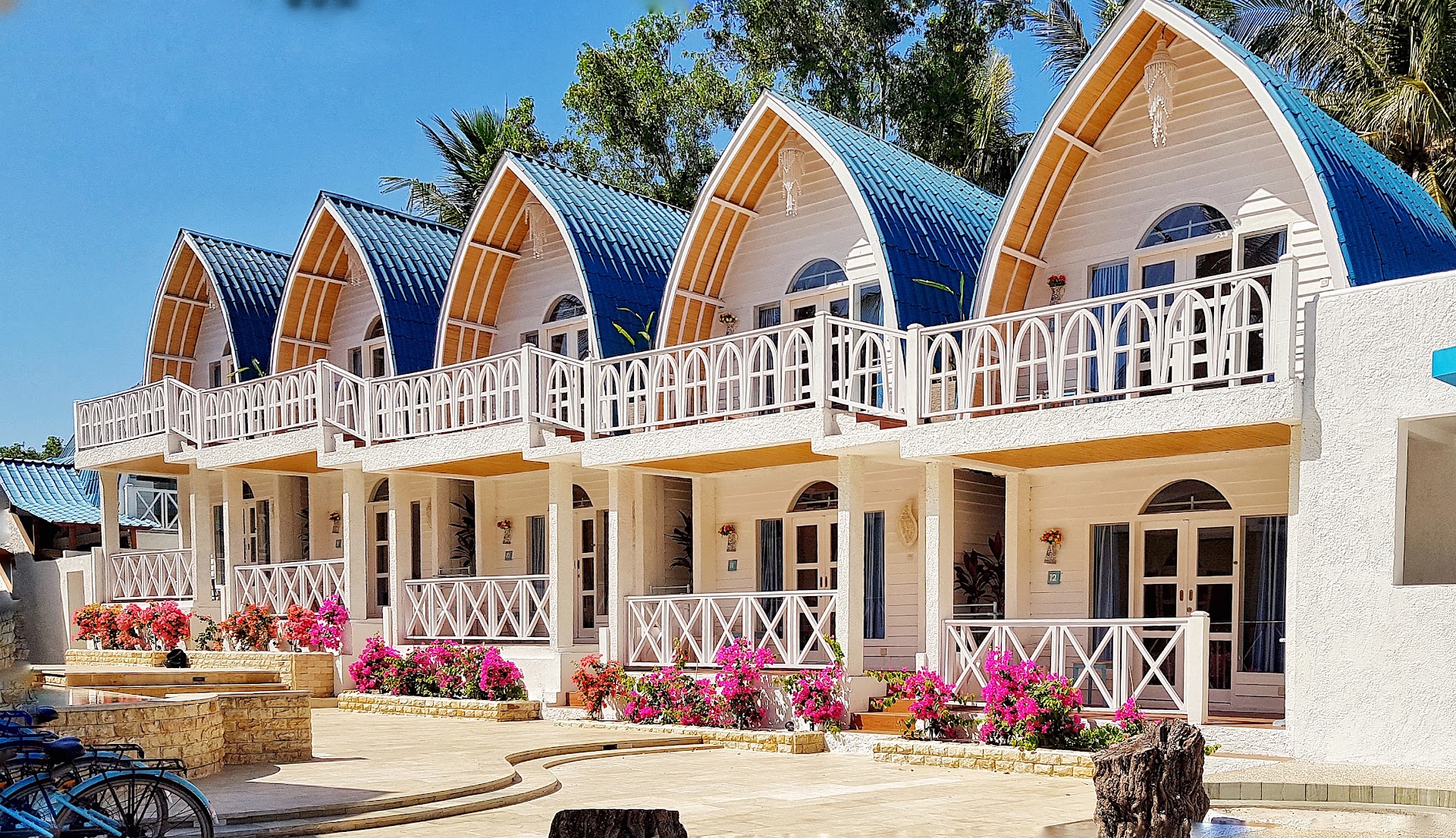 Santorini Beach Resort, Gili Trawangan