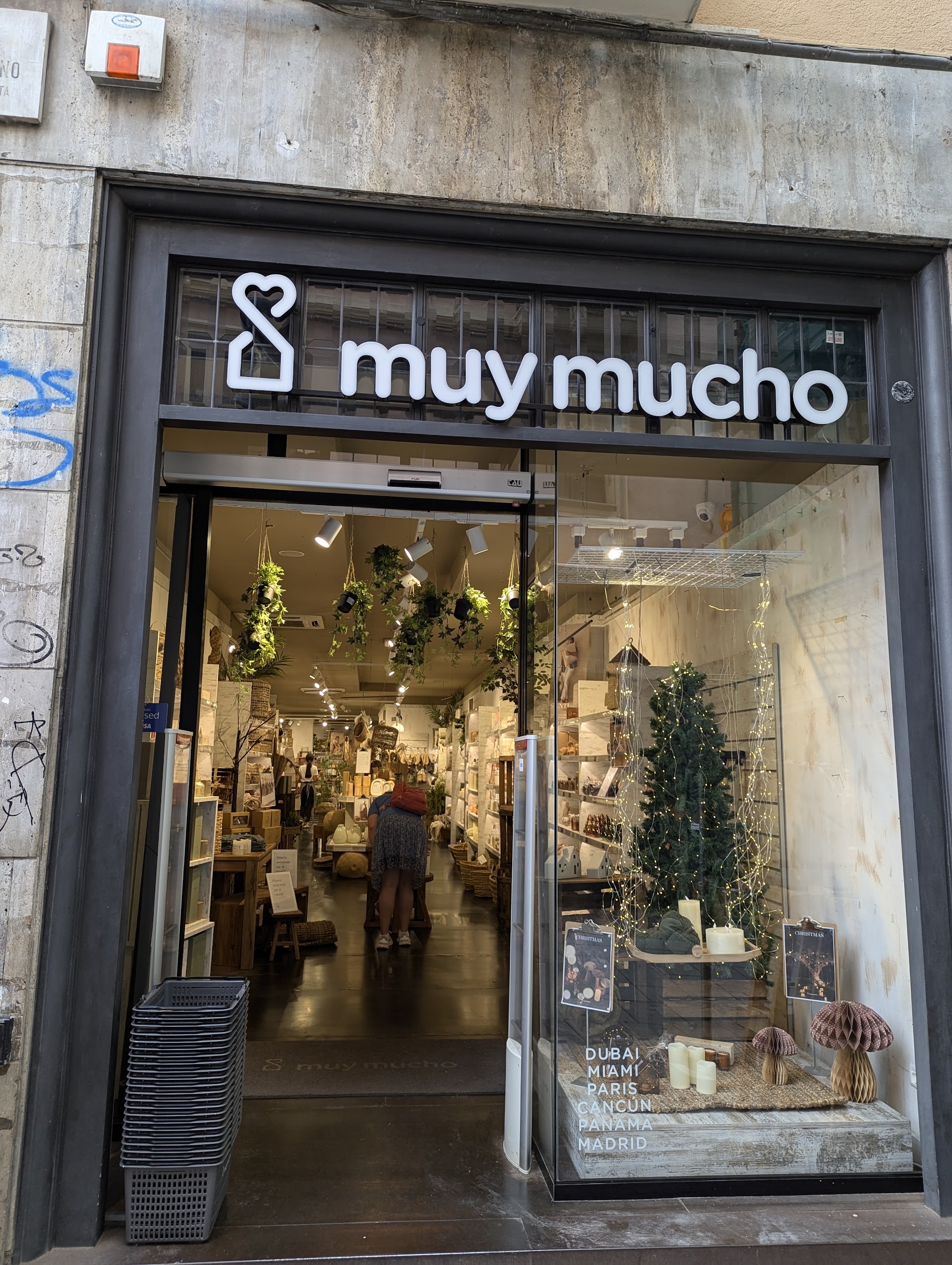 Muy Mucho