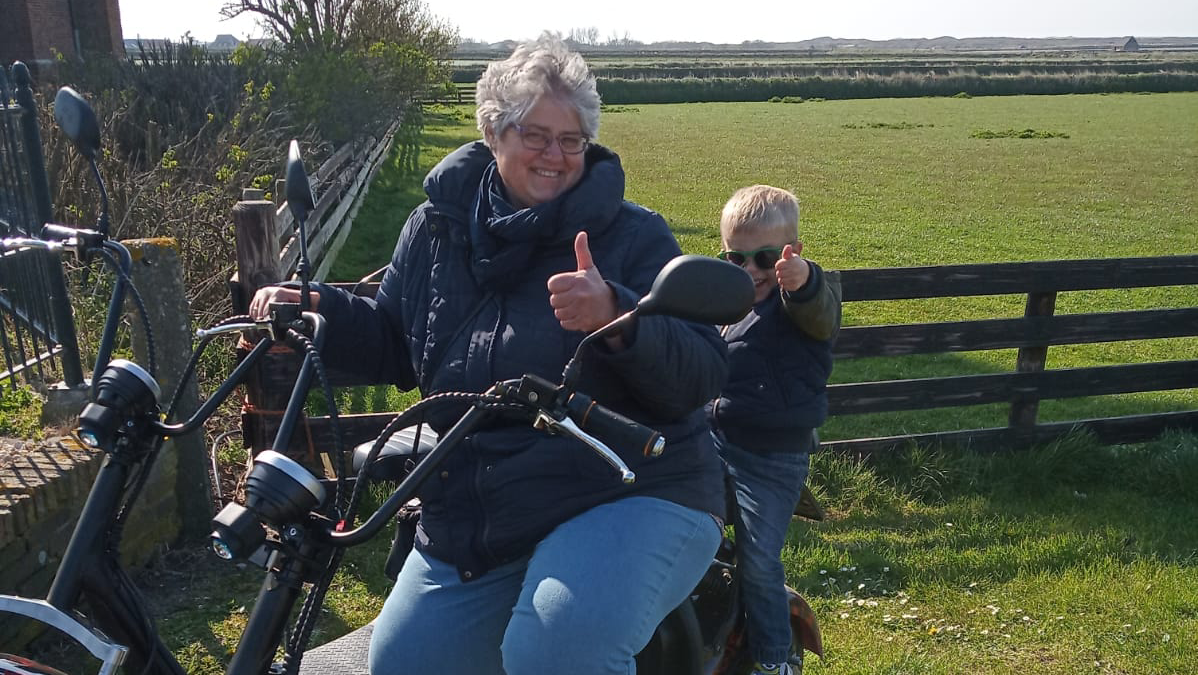 Motorbike Rental in Den Burg