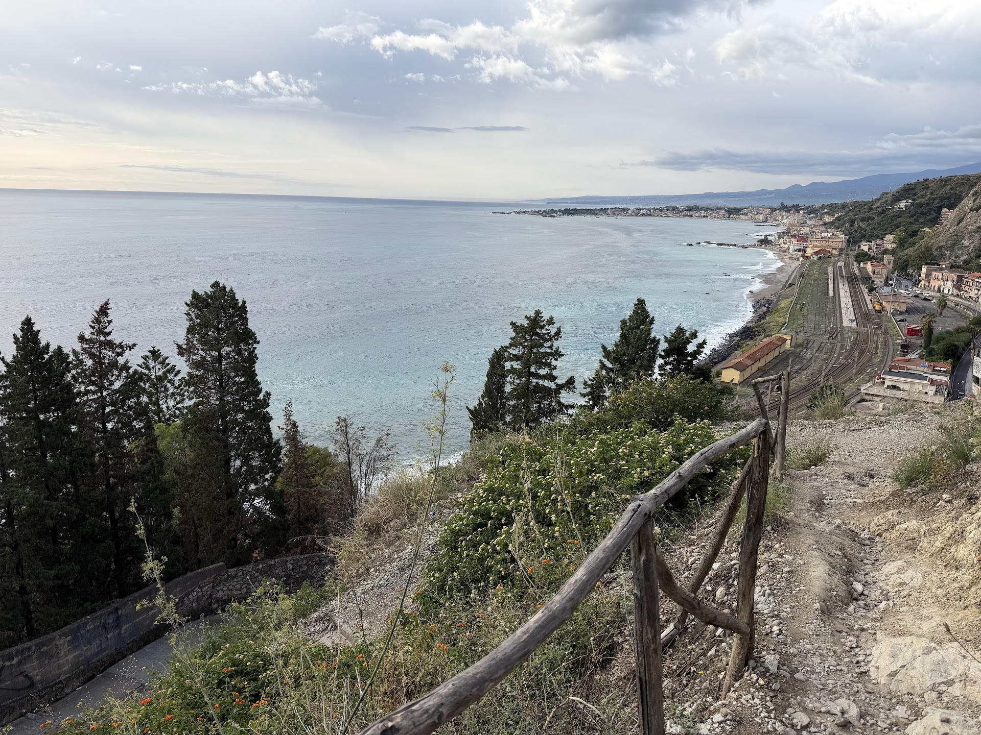 Trailhead to Taormina (Goethe path)