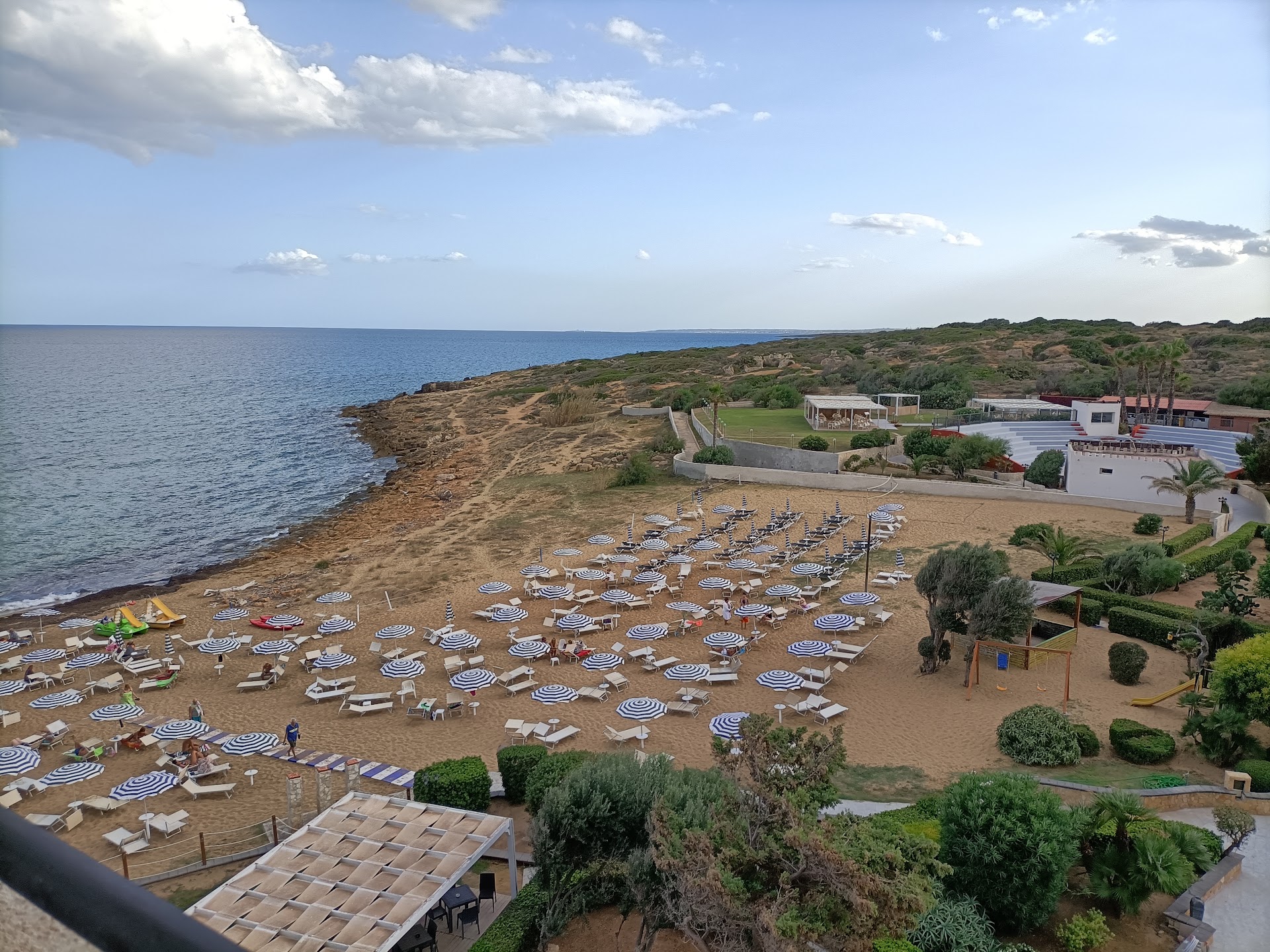 Spiaggia Libera Hotel Eloro
