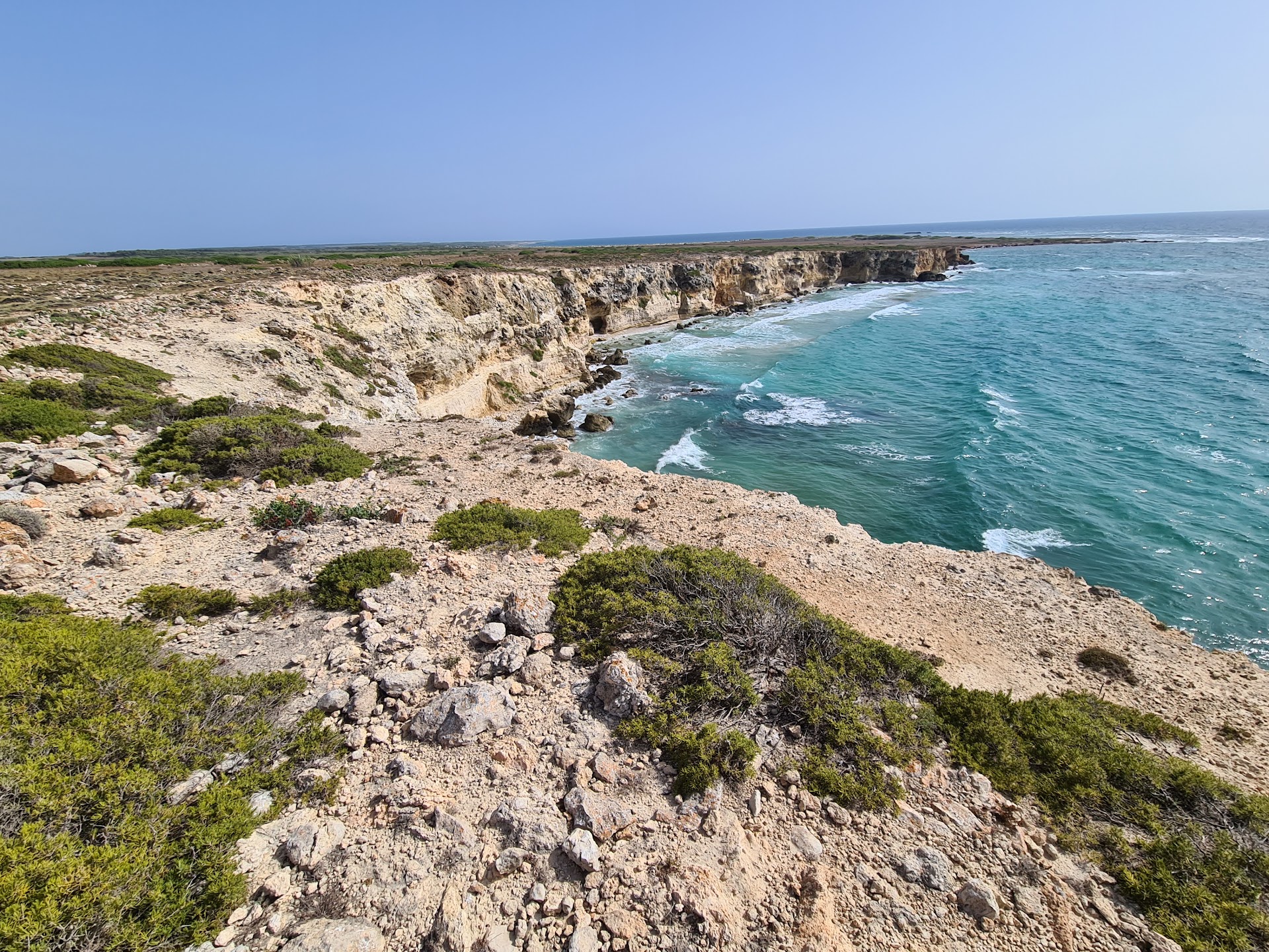 Su Tingiosu Cliffs