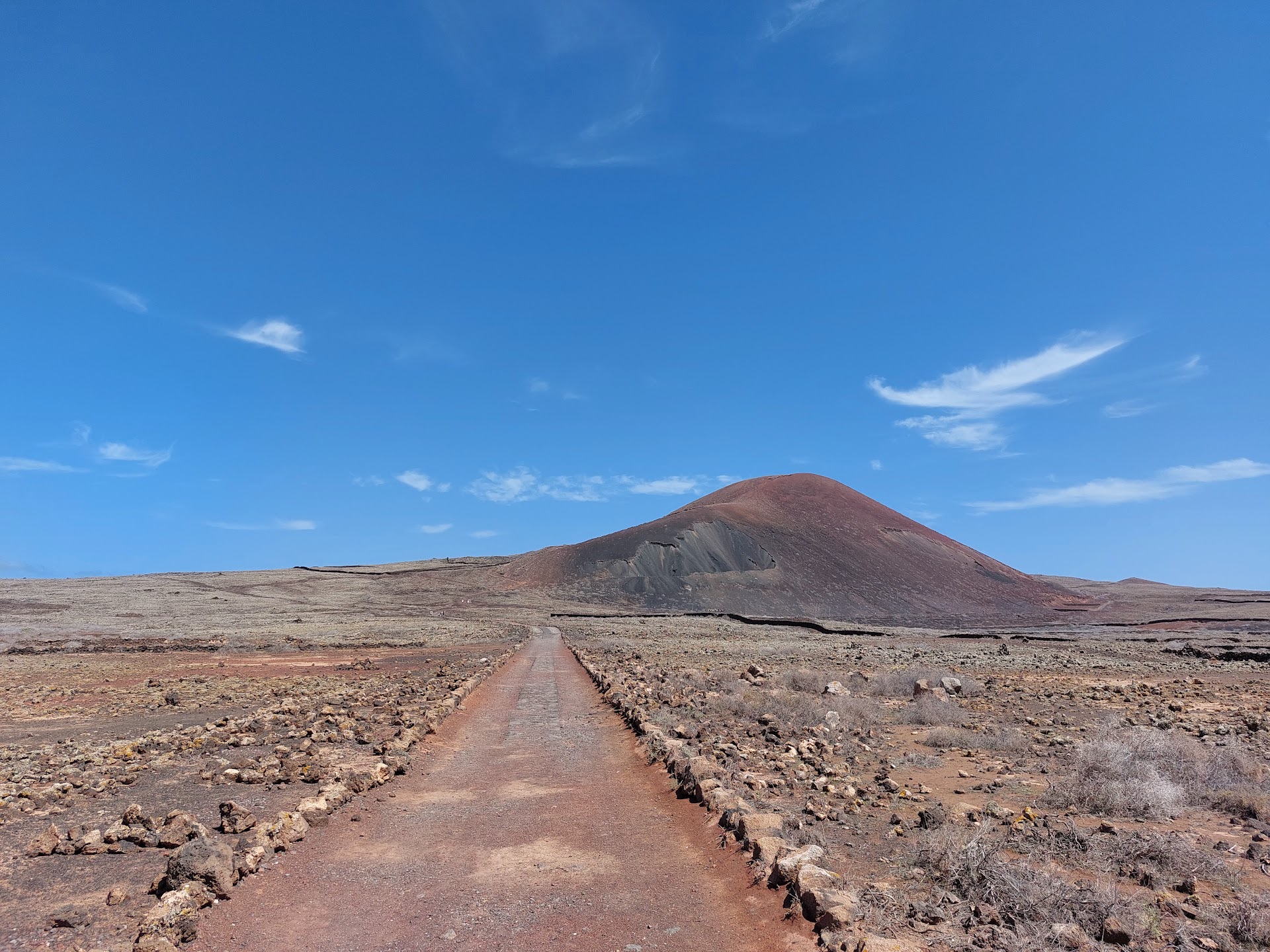 Sendero Volcanes de Los Lajares
