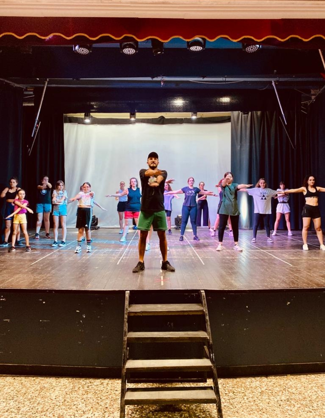 Asd Born to be crew 2.0 dance studios