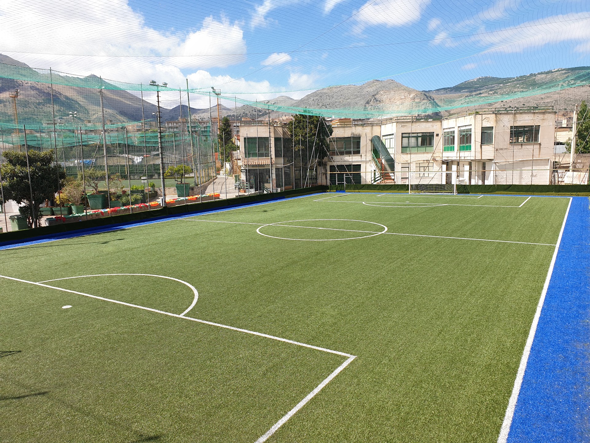 Sporting Garden Sports Center