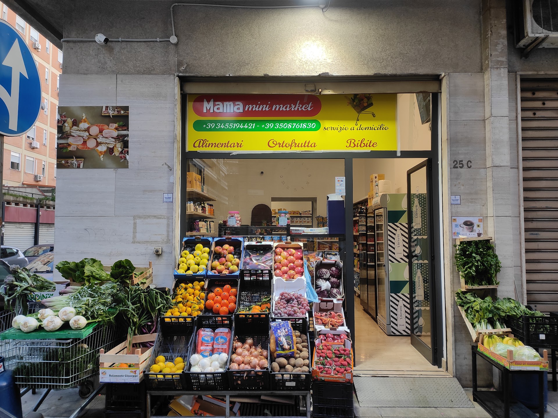 Mama mini market