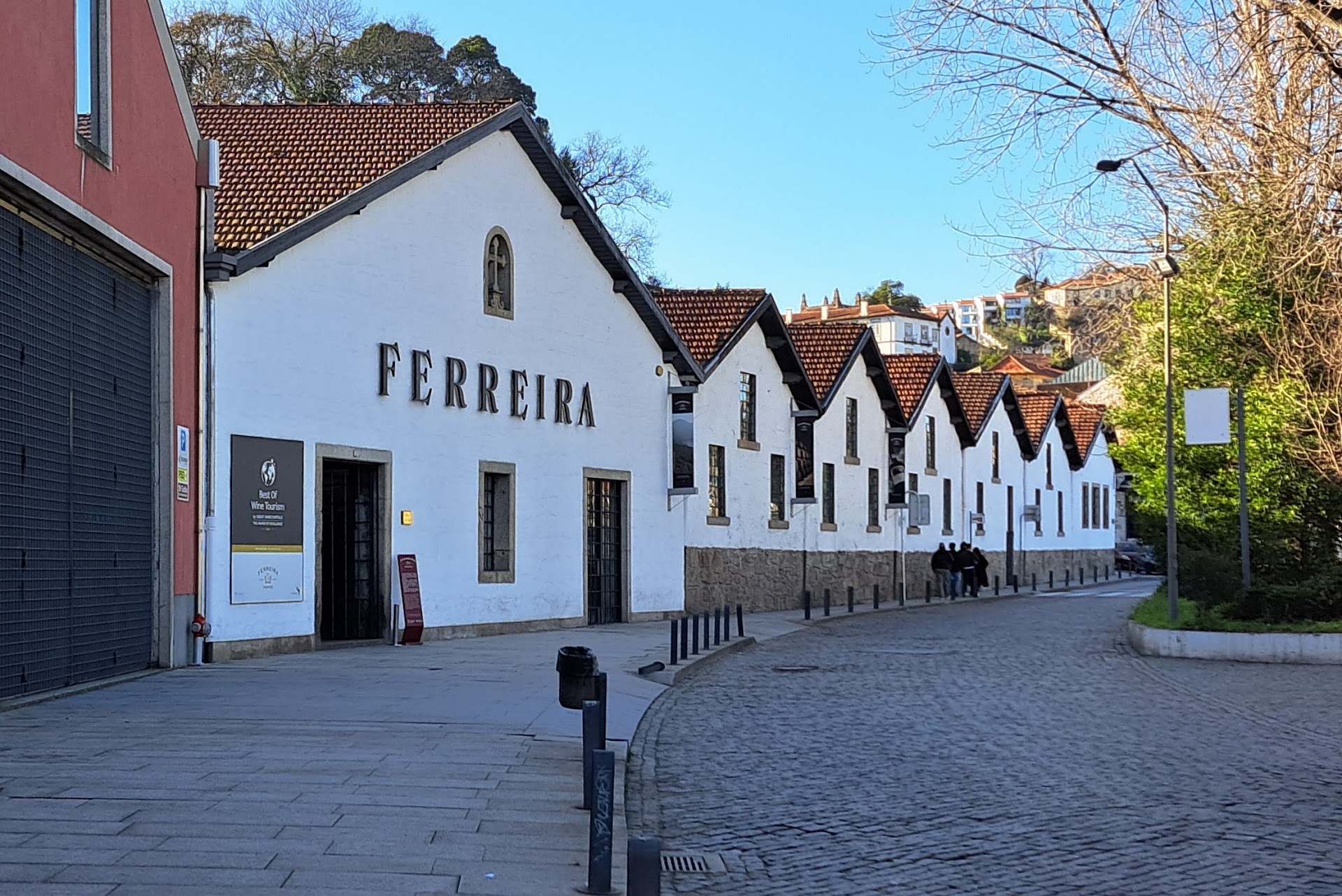 Caves Ferreira