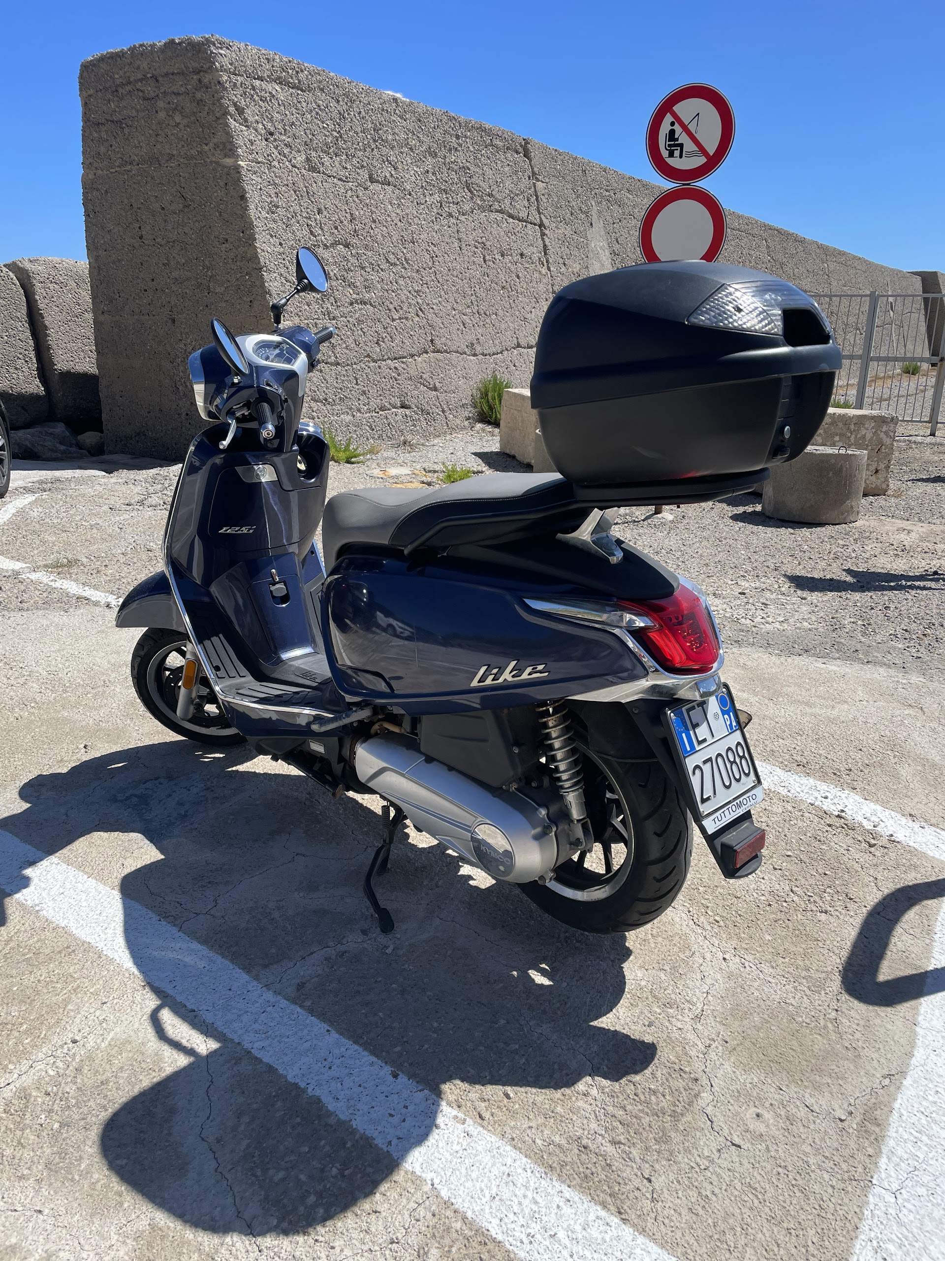 Rent Scooter Cefalù