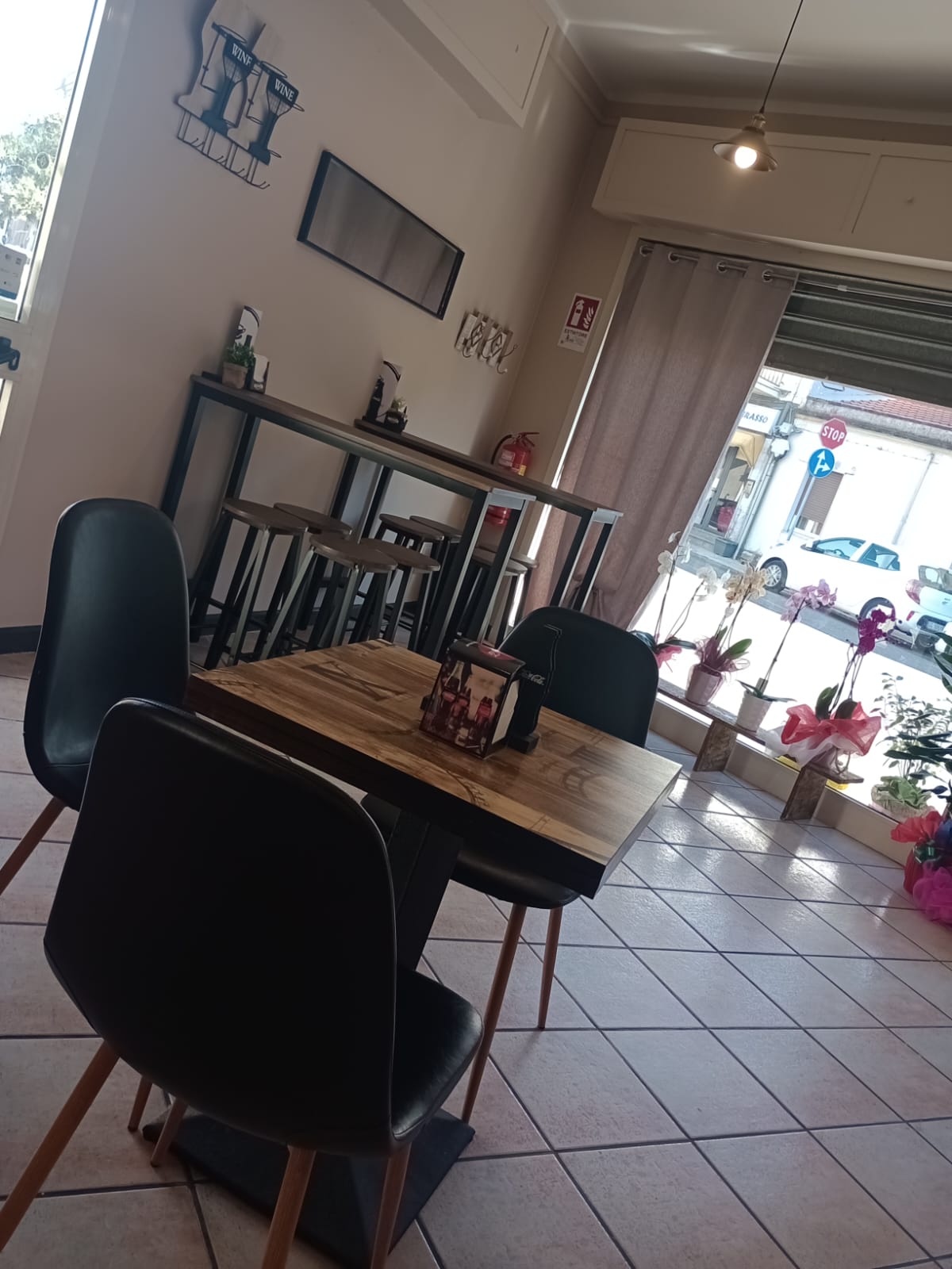 She Bar - Coffee, Drink & Food