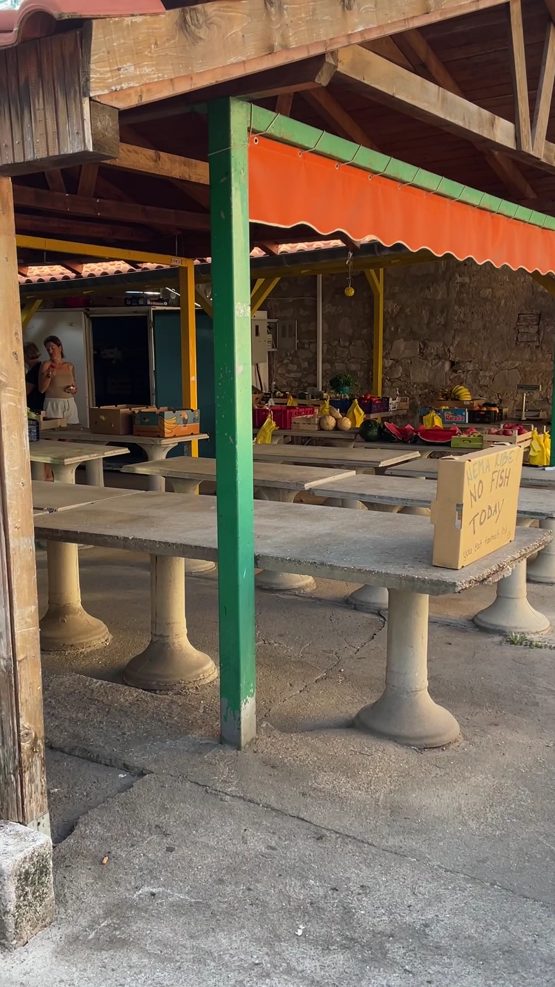 Artisan Markets in Betina