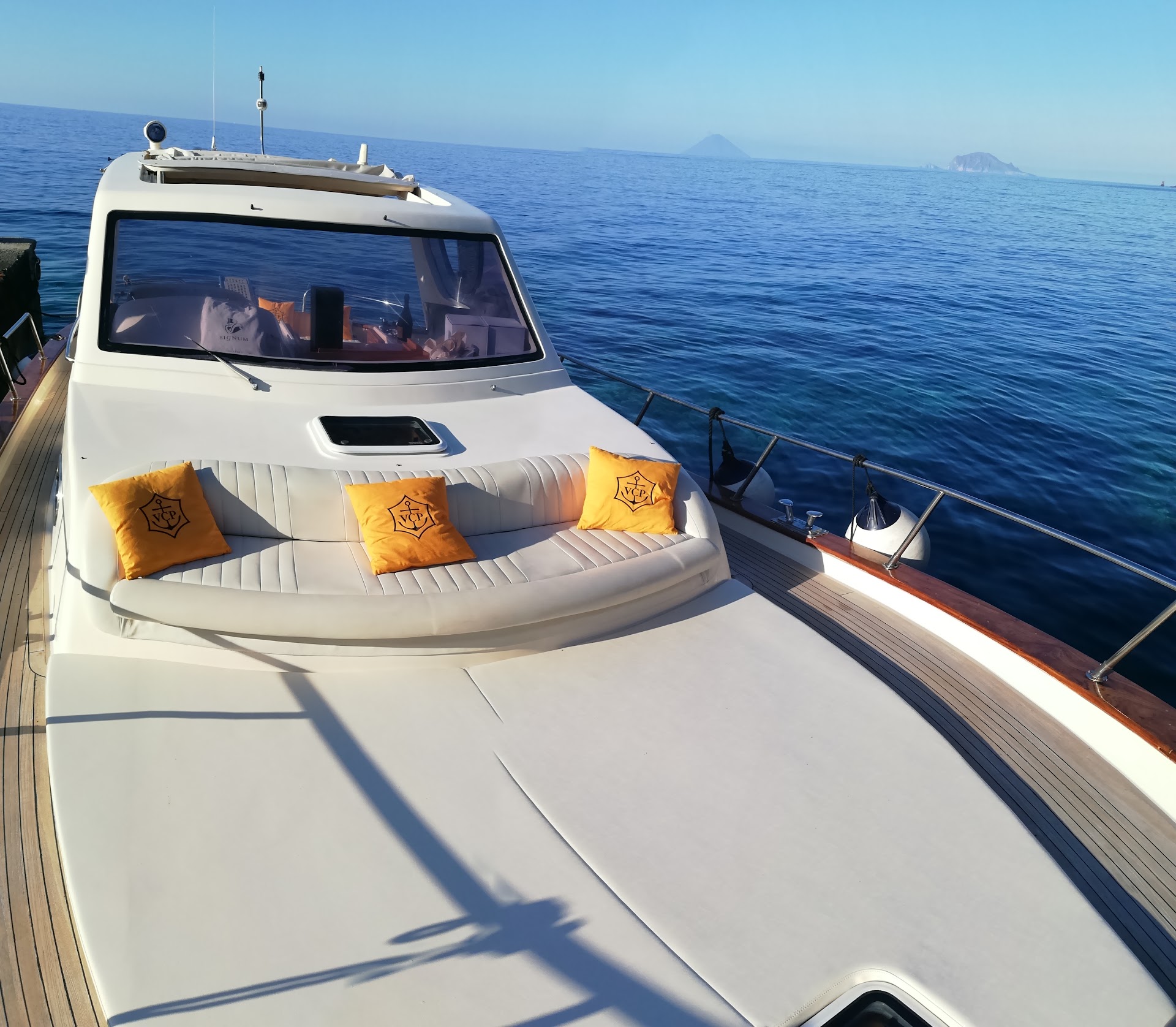 Capitan Luigi Escursioni Salina- noleggio barca con skipper