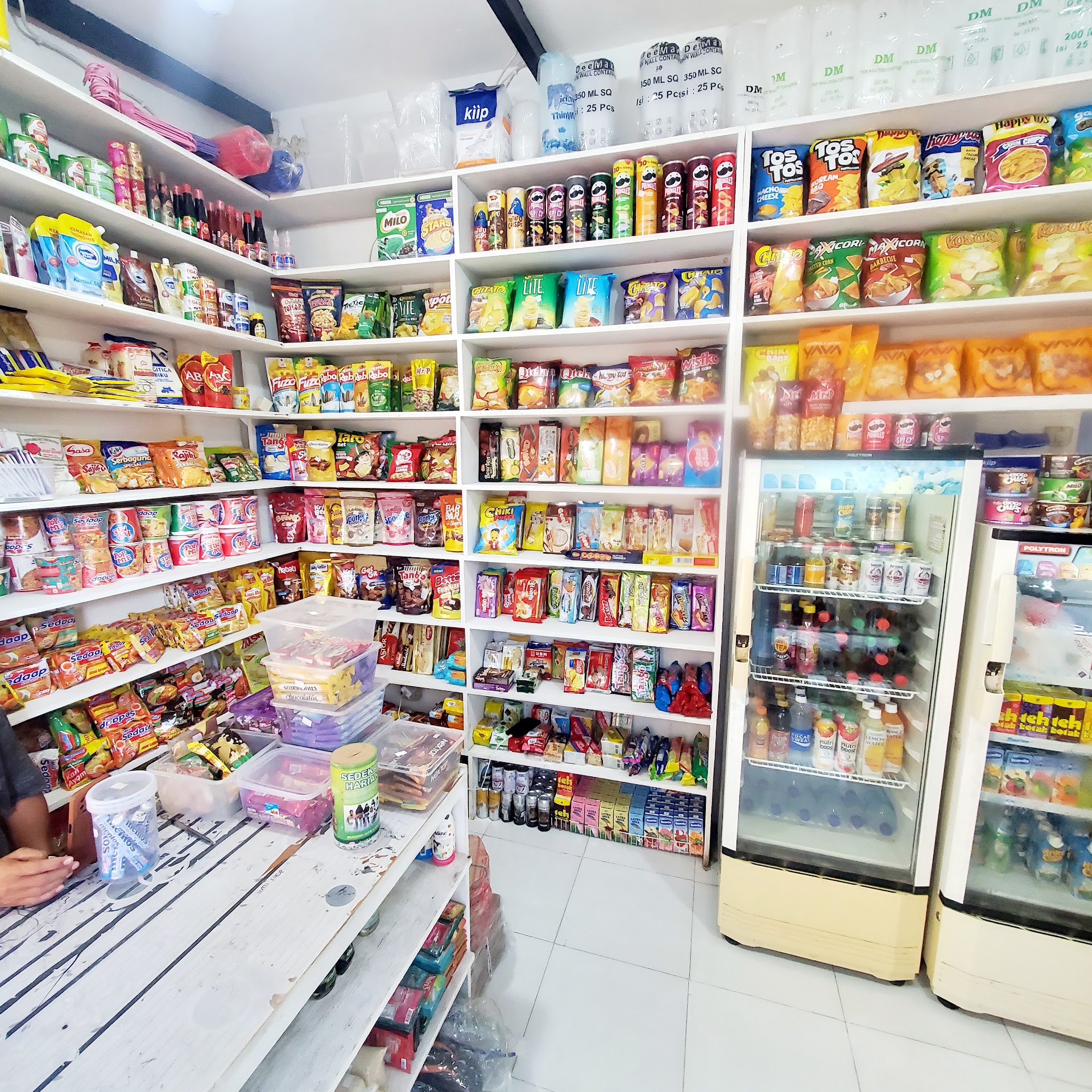 Laundry Service And Shop