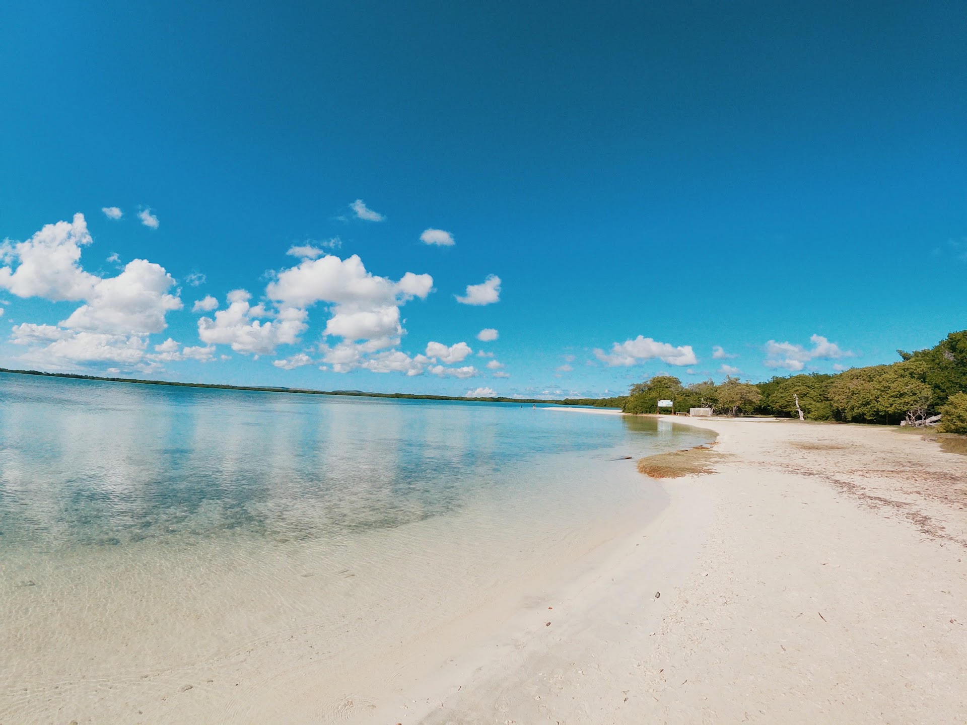 Lac Bay