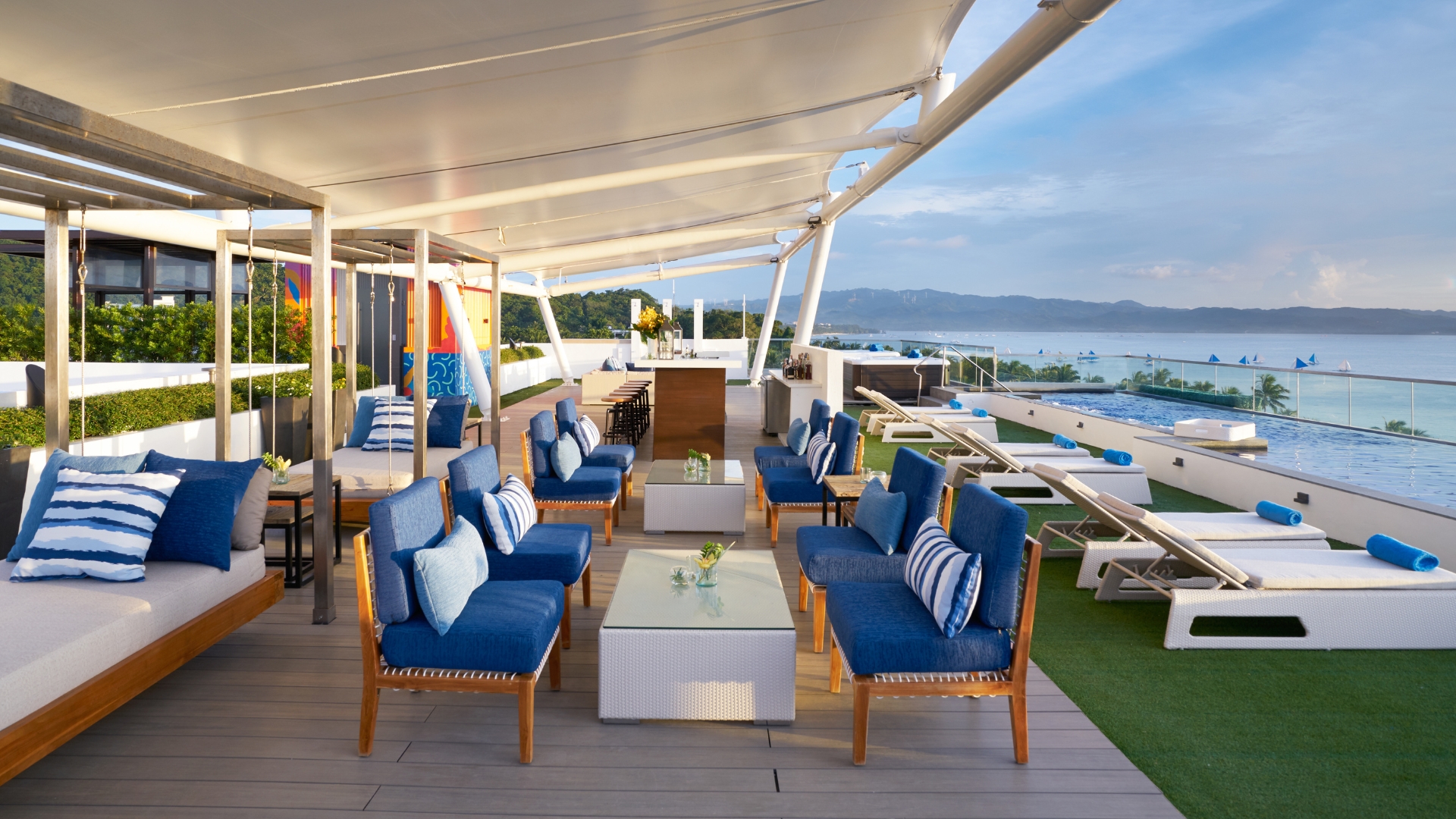 360 Roof Lounge