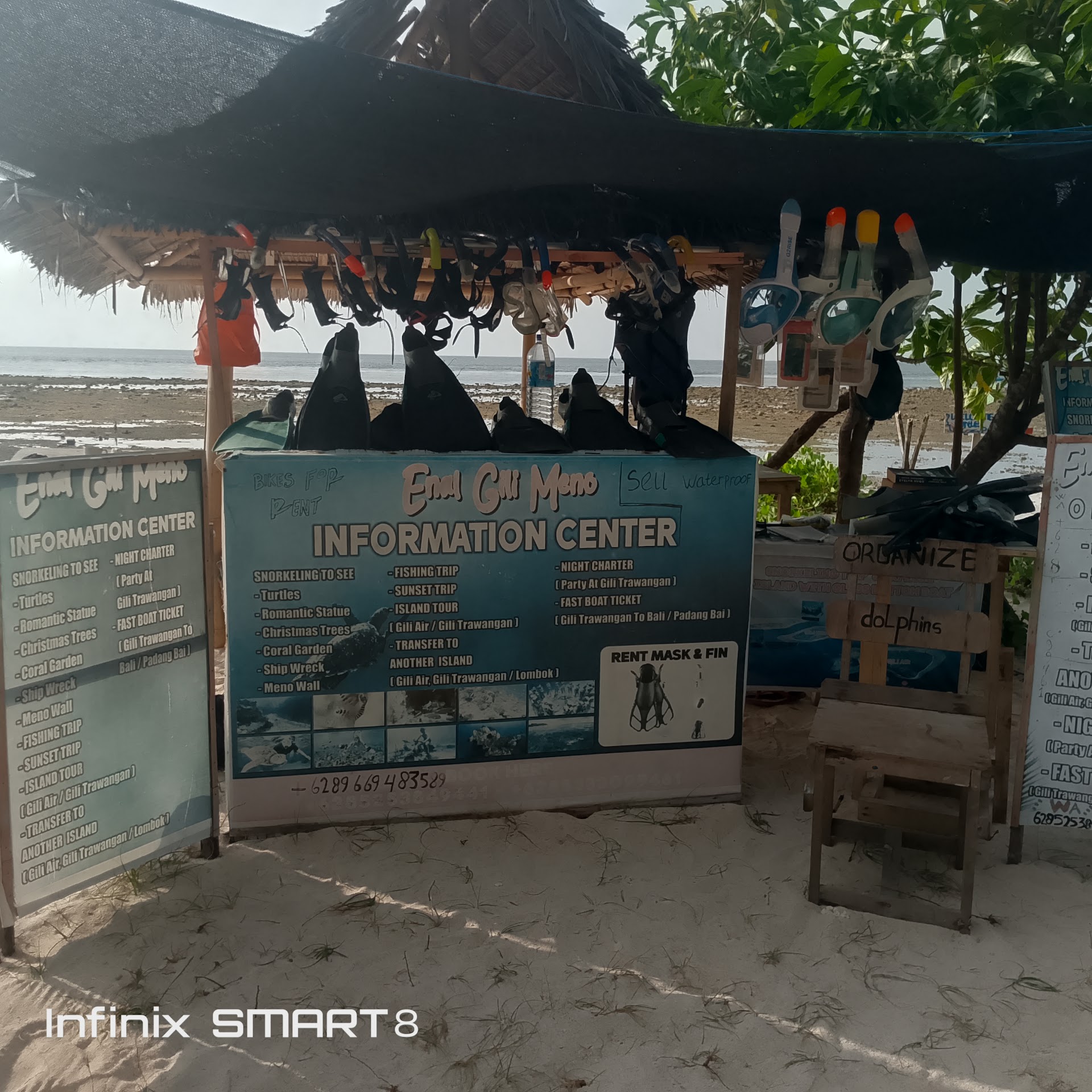 Enal Gili Meno (Snorkelling & Info Center)