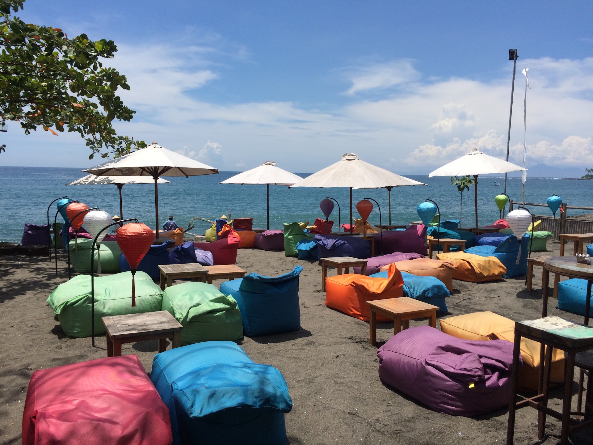 La Chill Bar & Restaurant - Senggigi, Lombok