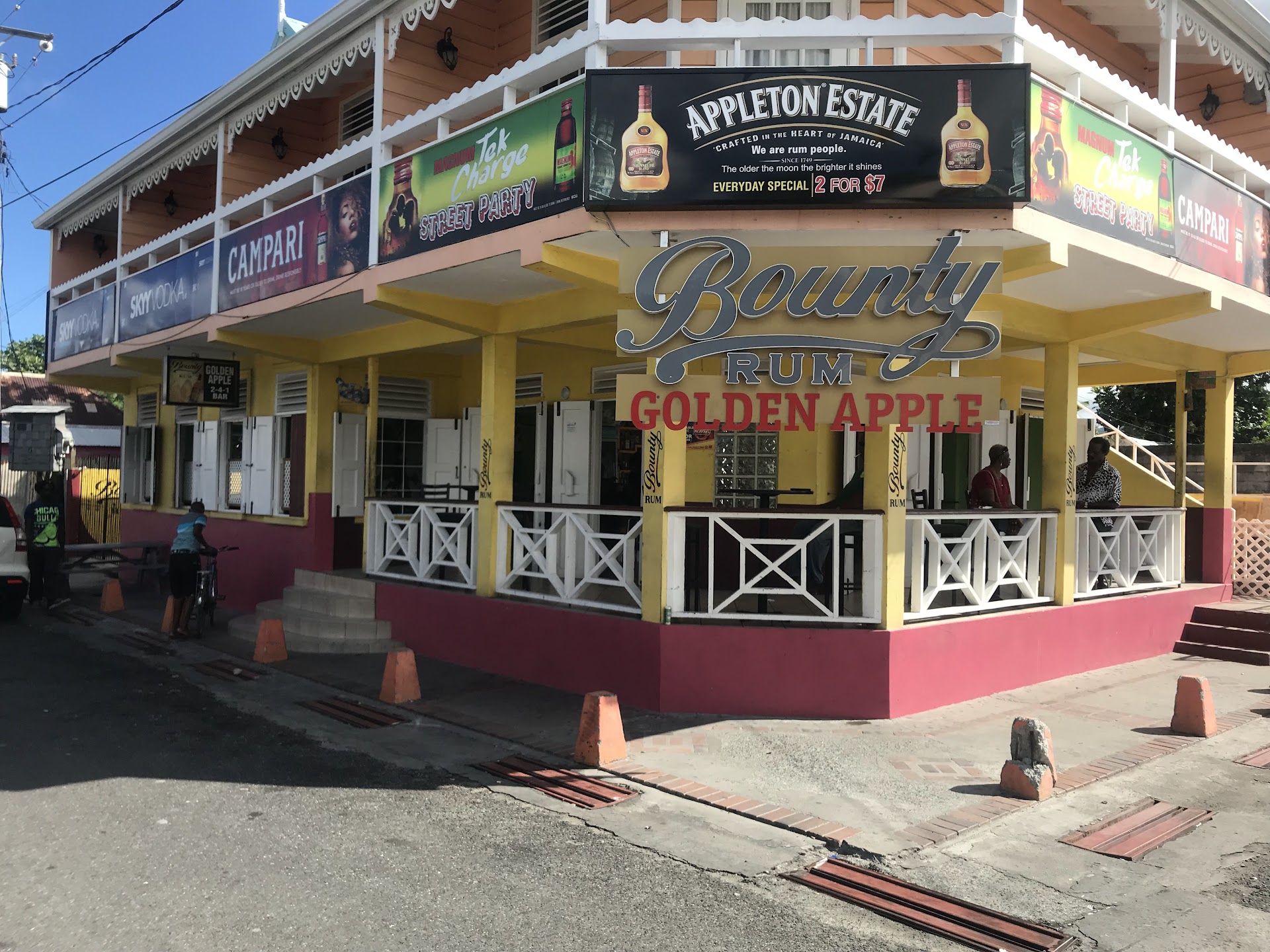 Irie Bar